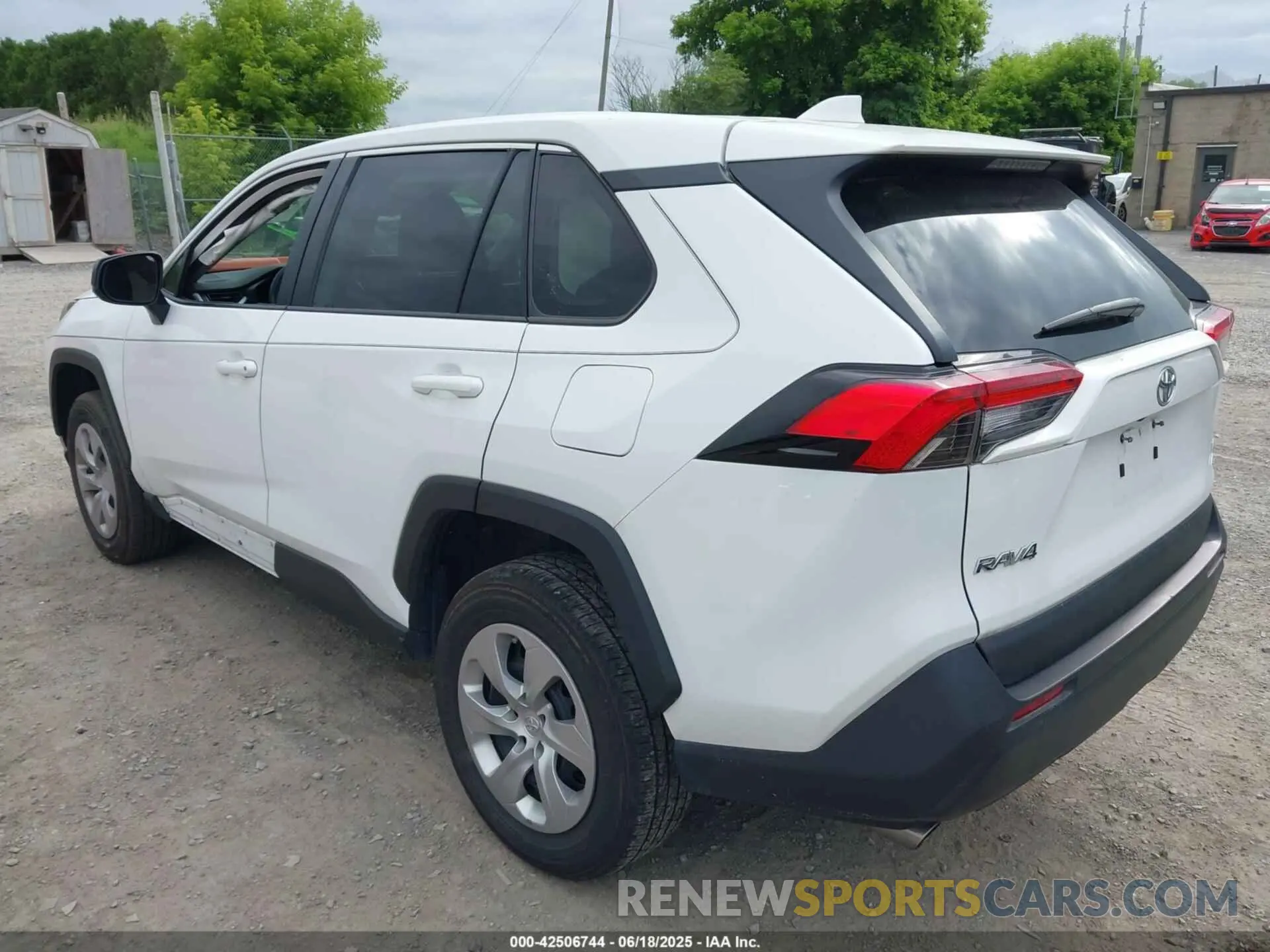 3 fotografías del automóvil dañado 2T3F1RFV1PW350337 TOYOTA RAV4 2023