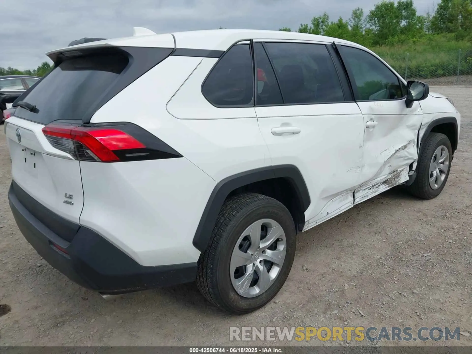 4 fotografías del automóvil dañado 2T3F1RFV1PW350337 TOYOTA RAV4 2023