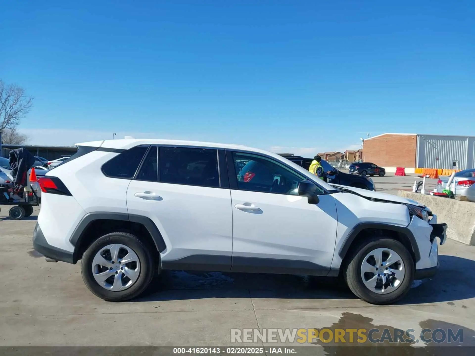 13 fotografías del automóvil dañado 2T3F1RFV5PW359056 TOYOTA RAV4 2023