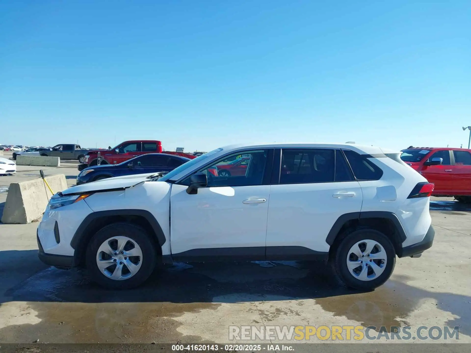 14 fotografías del automóvil dañado 2T3F1RFV5PW359056 TOYOTA RAV4 2023
