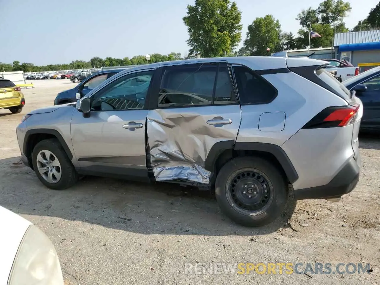 2 fotografías del automóvil dañado 2T3G1RFV4PC328337 TOYOTA RAV4 2023