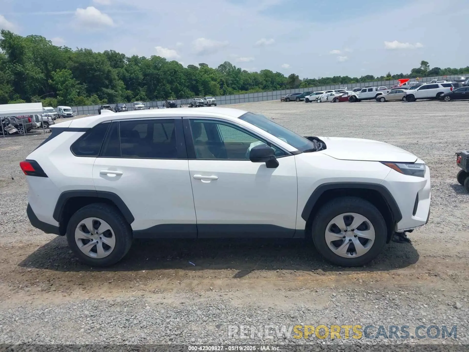 13 fotografías del automóvil dañado 2T3H1RFV0PC214923 TOYOTA RAV4 2023