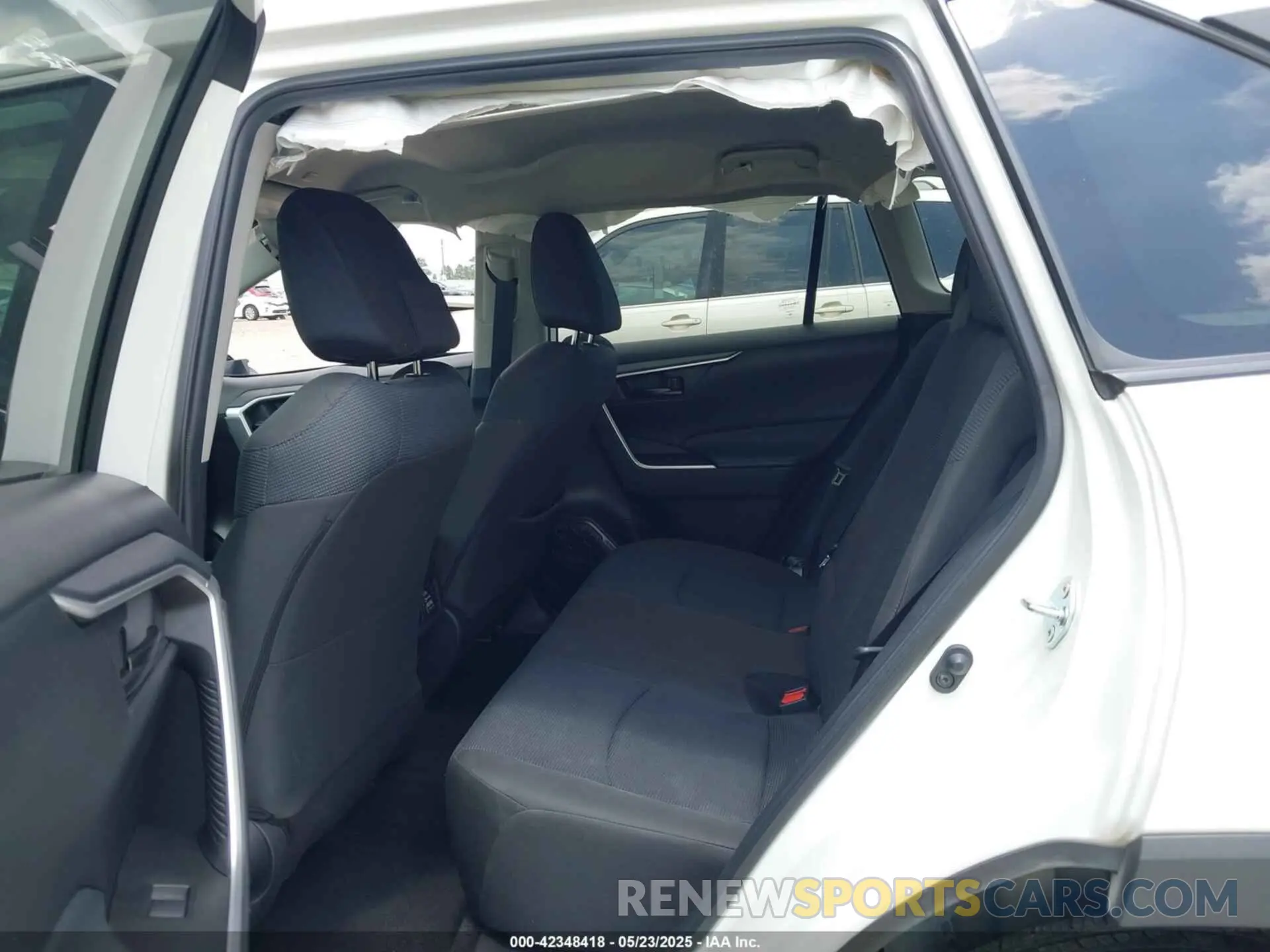 8 fotografías del automóvil dañado 2T3H1RFV0PC228305 TOYOTA RAV4 2023