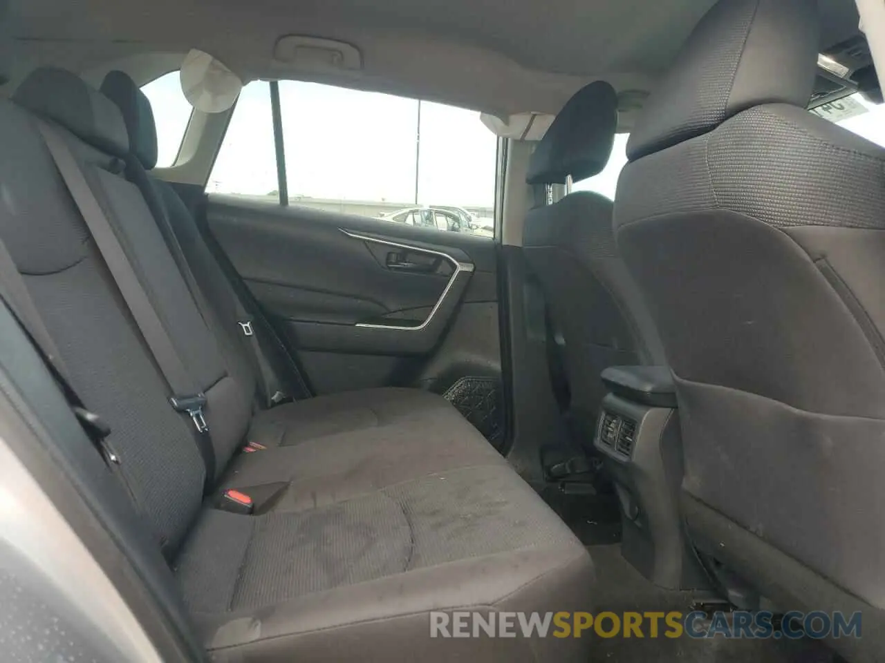 11 fotografías del automóvil dañado 2T3H1RFV1PC221587 TOYOTA RAV4 2023