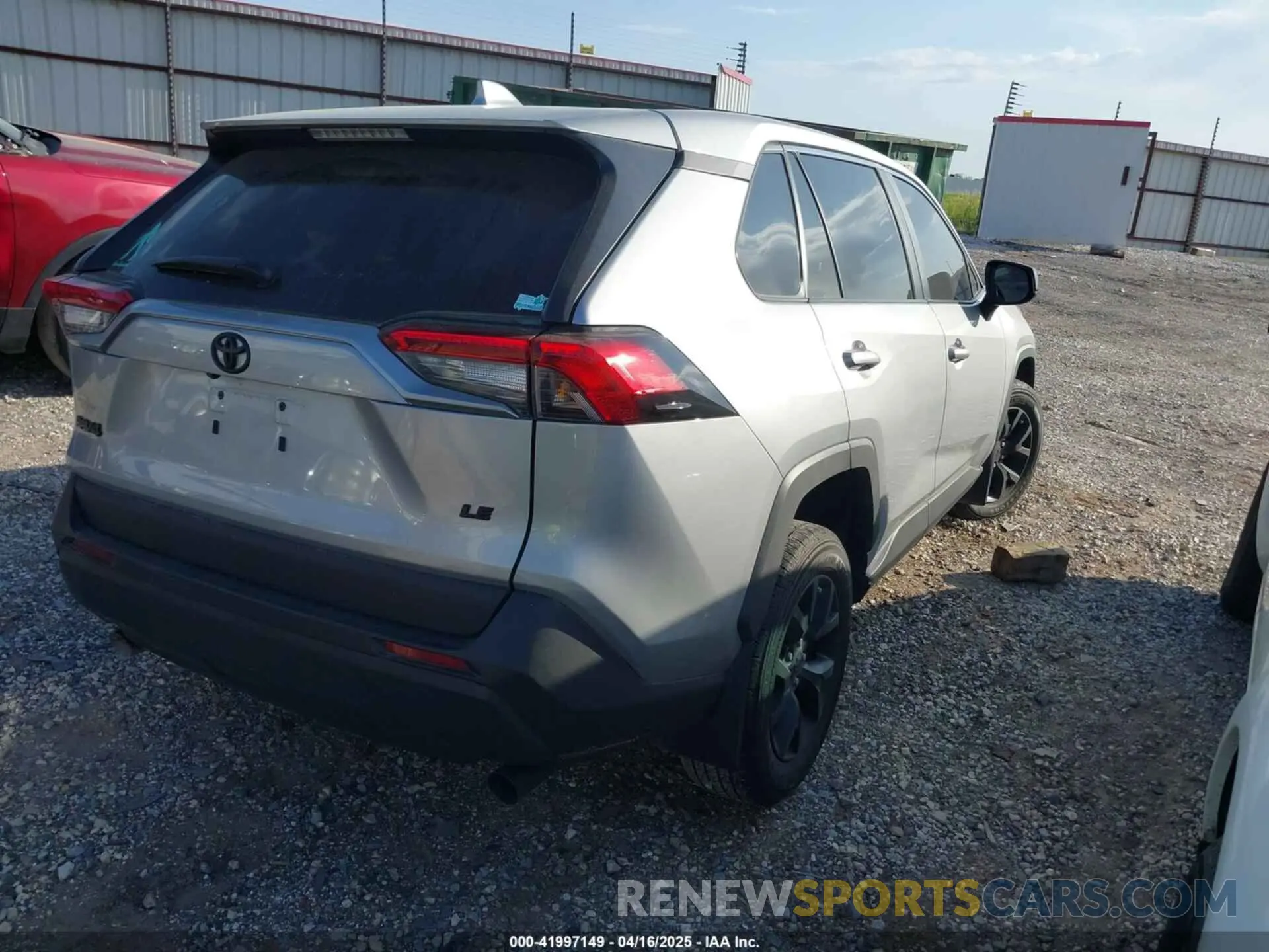 4 fotografías del automóvil dañado 2T3H1RFV1PW292741 TOYOTA RAV4 2023