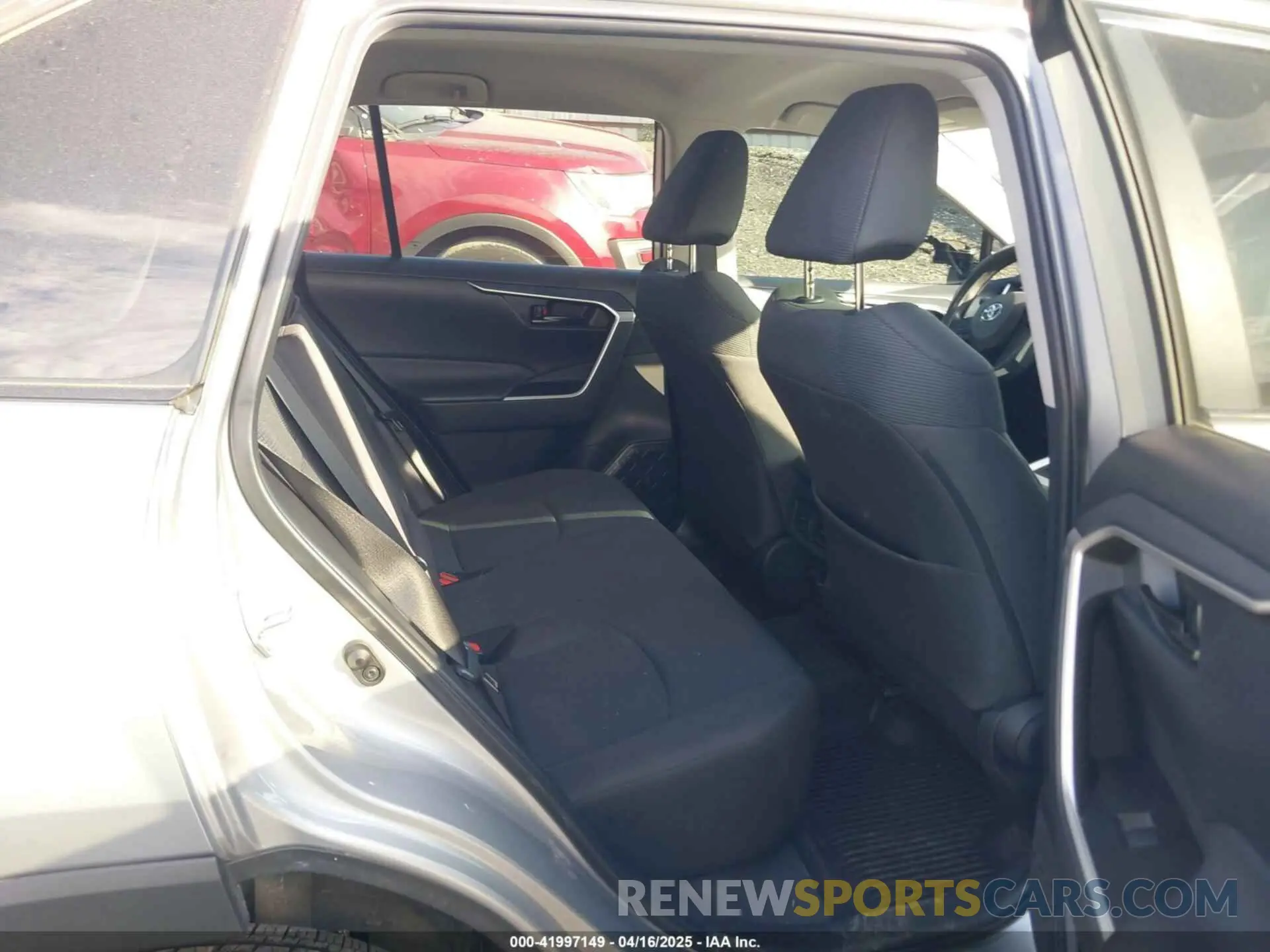 8 fotografías del automóvil dañado 2T3H1RFV1PW292741 TOYOTA RAV4 2023