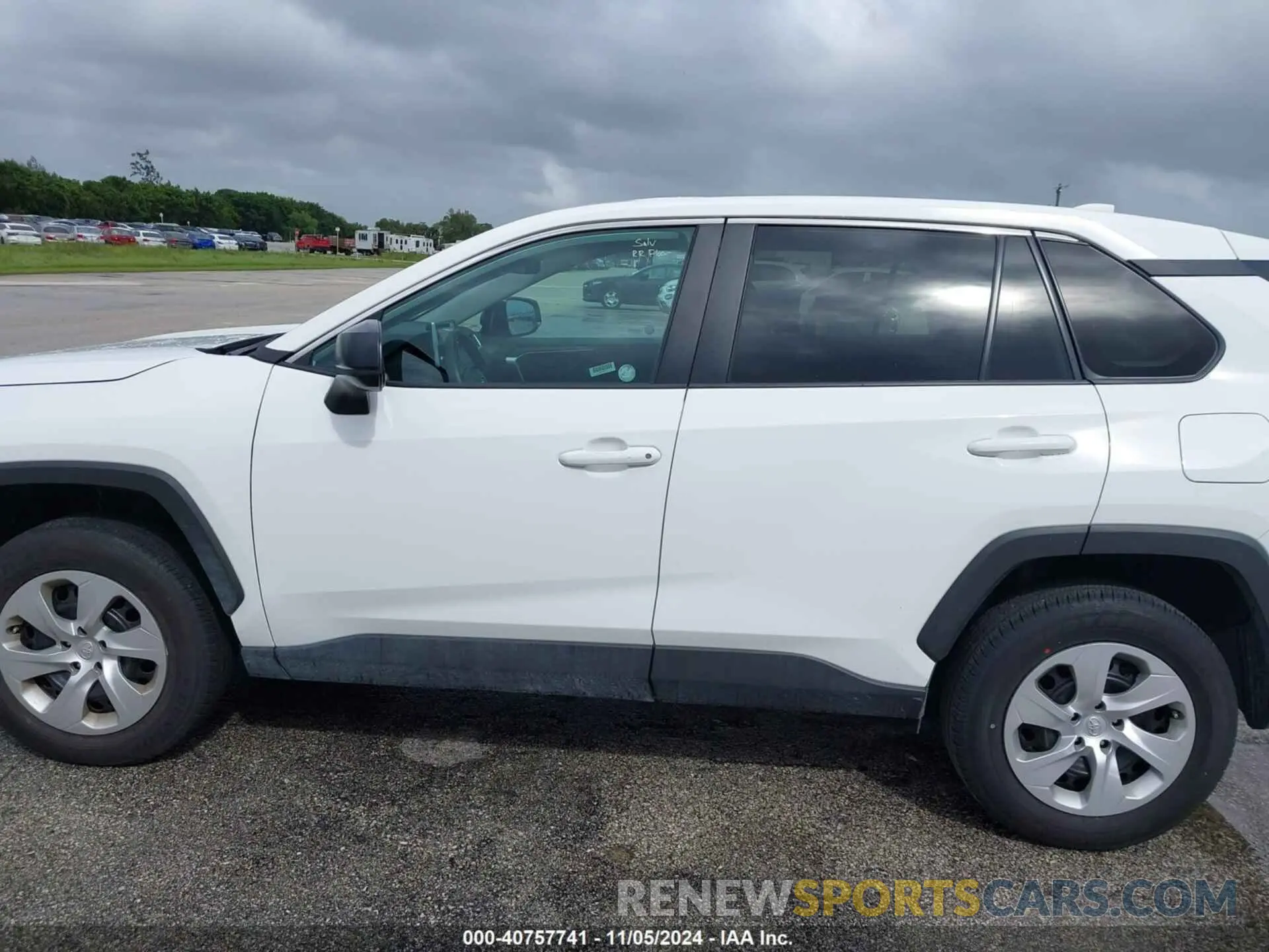 15 fotografías del automóvil dañado 2T3H1RFV2PC240844 TOYOTA RAV4 2023
