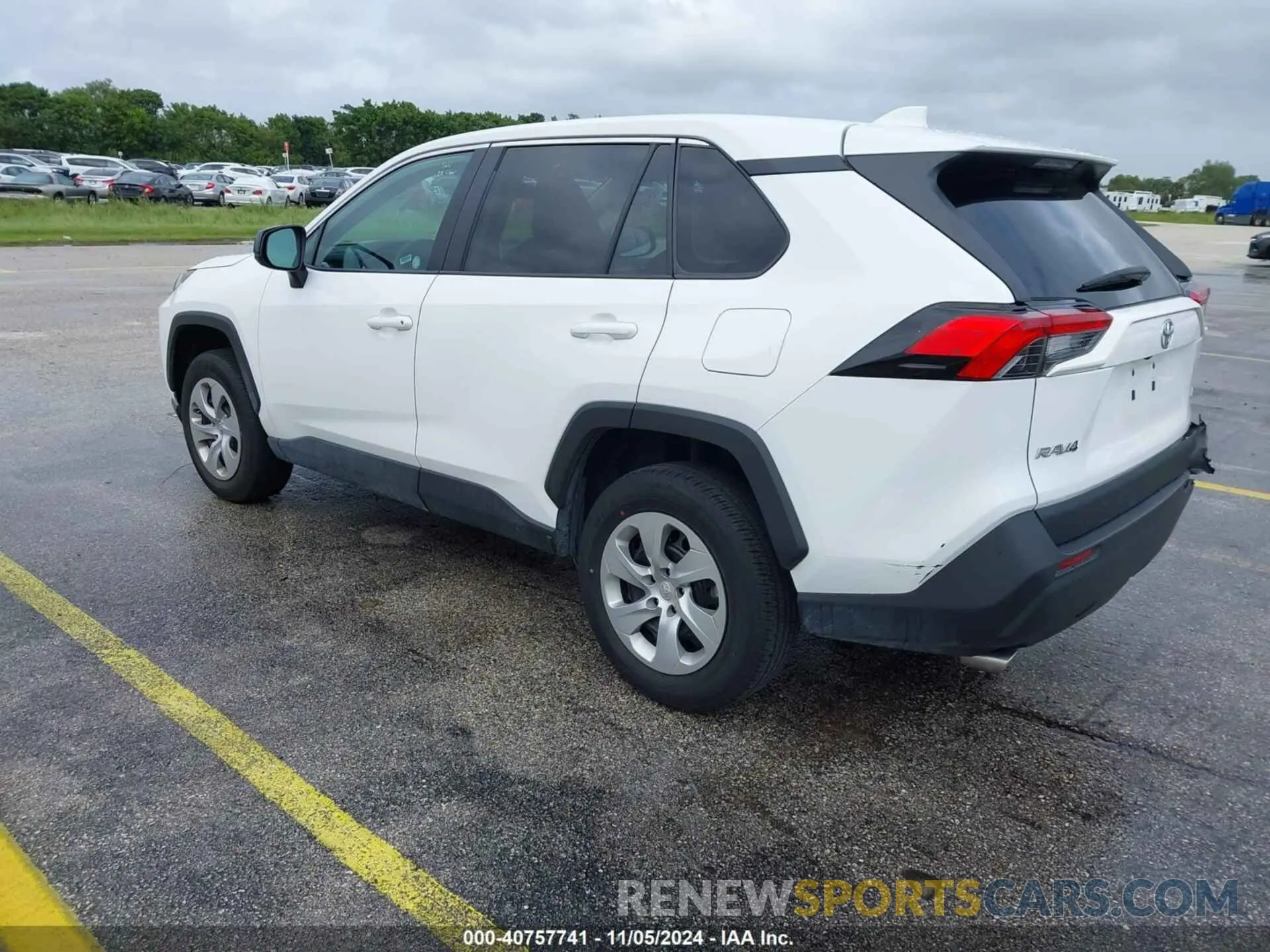3 fotografías del automóvil dañado 2T3H1RFV2PC240844 TOYOTA RAV4 2023
