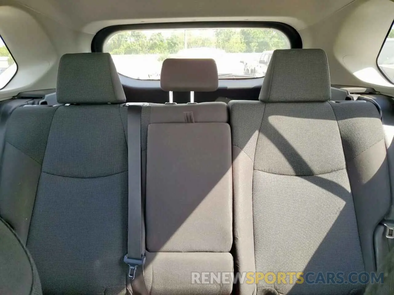 10 fotografías del automóvil dañado 2T3H1RFV2PC244179 TOYOTA RAV4 2023