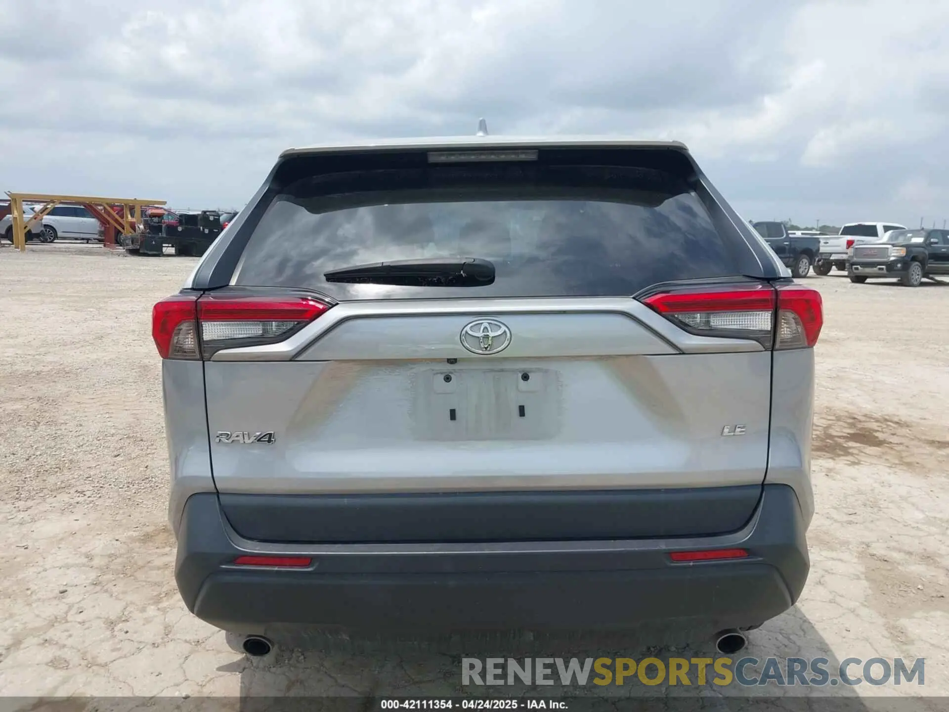 15 fotografías del automóvil dañado 2T3H1RFV3PW259580 TOYOTA RAV4 2023