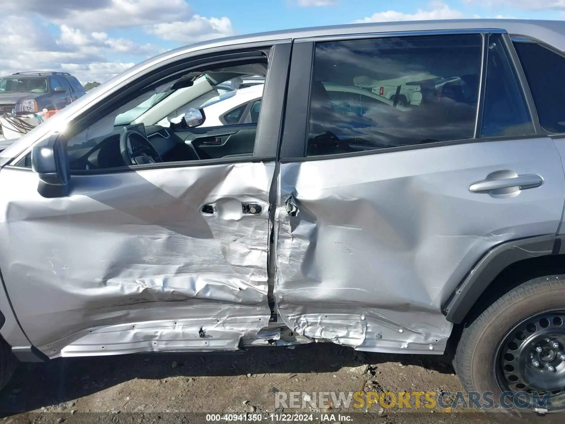 14 fotografías del automóvil dañado 2T3H1RFV4PC243132 TOYOTA RAV4 2023