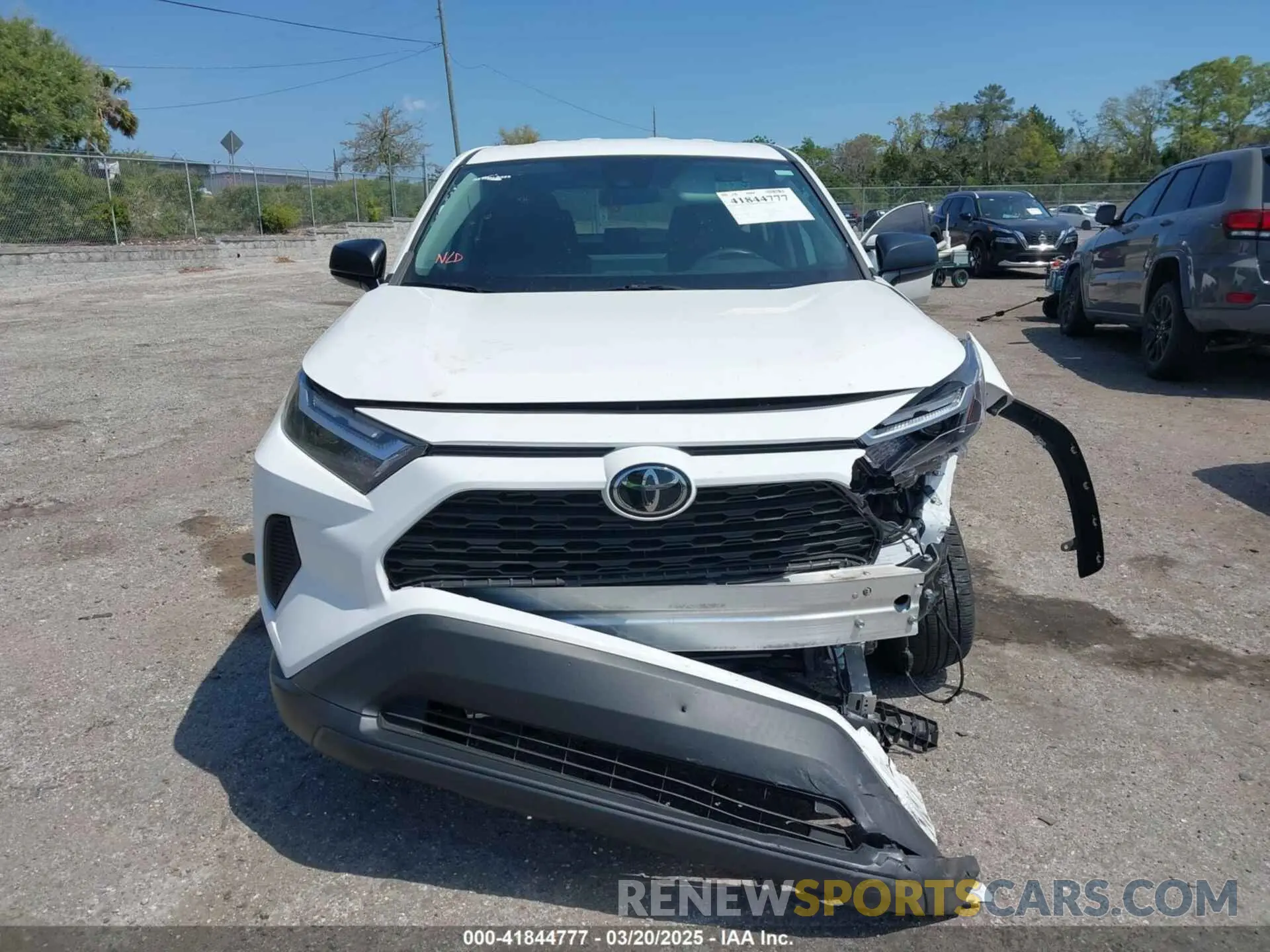 12 fotografías del automóvil dañado 2T3H1RFV6PC214859 TOYOTA RAV4 2023