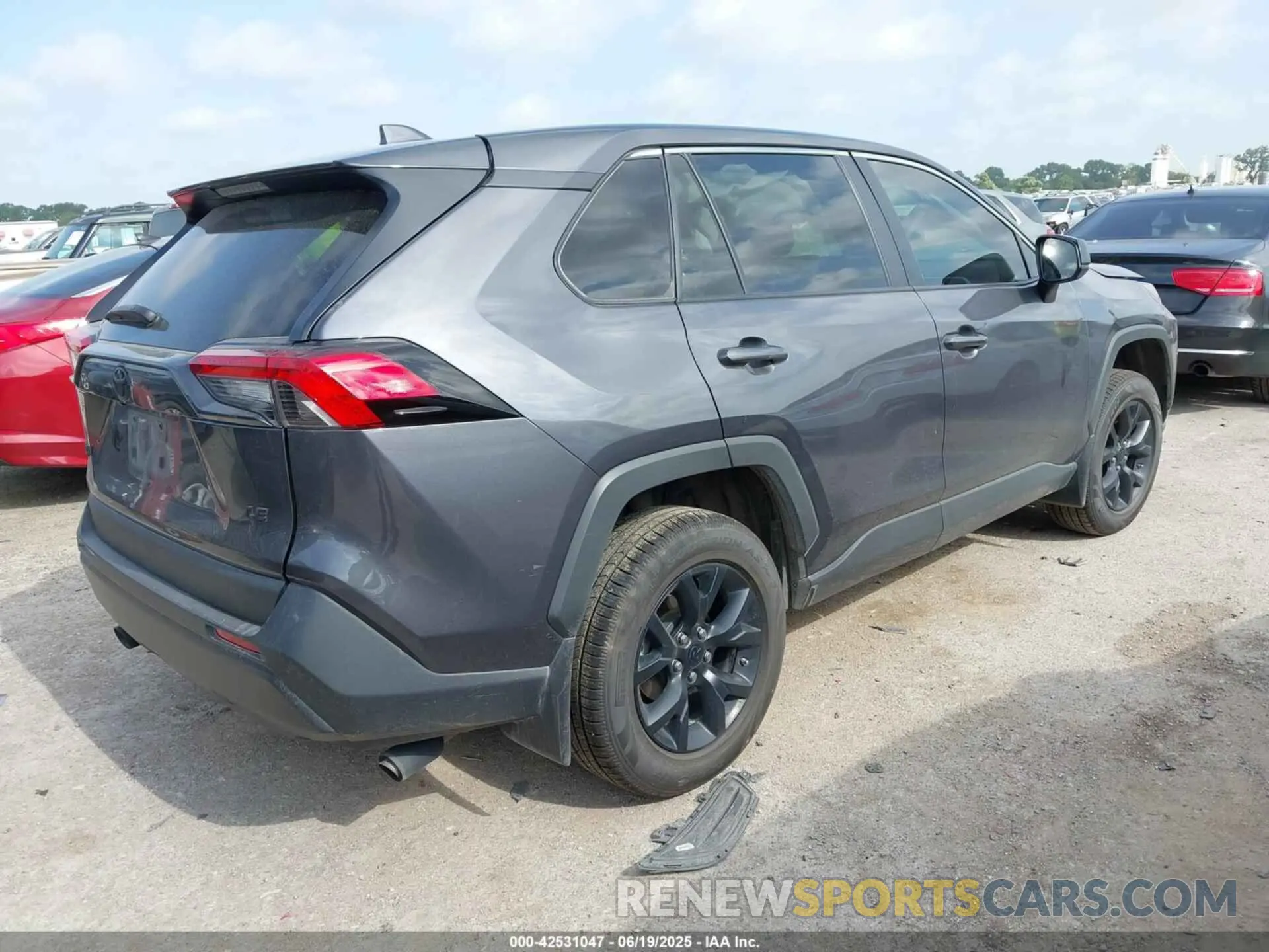 4 fotografías del automóvil dañado 2T3H1RFV9PW264489 TOYOTA RAV4 2023