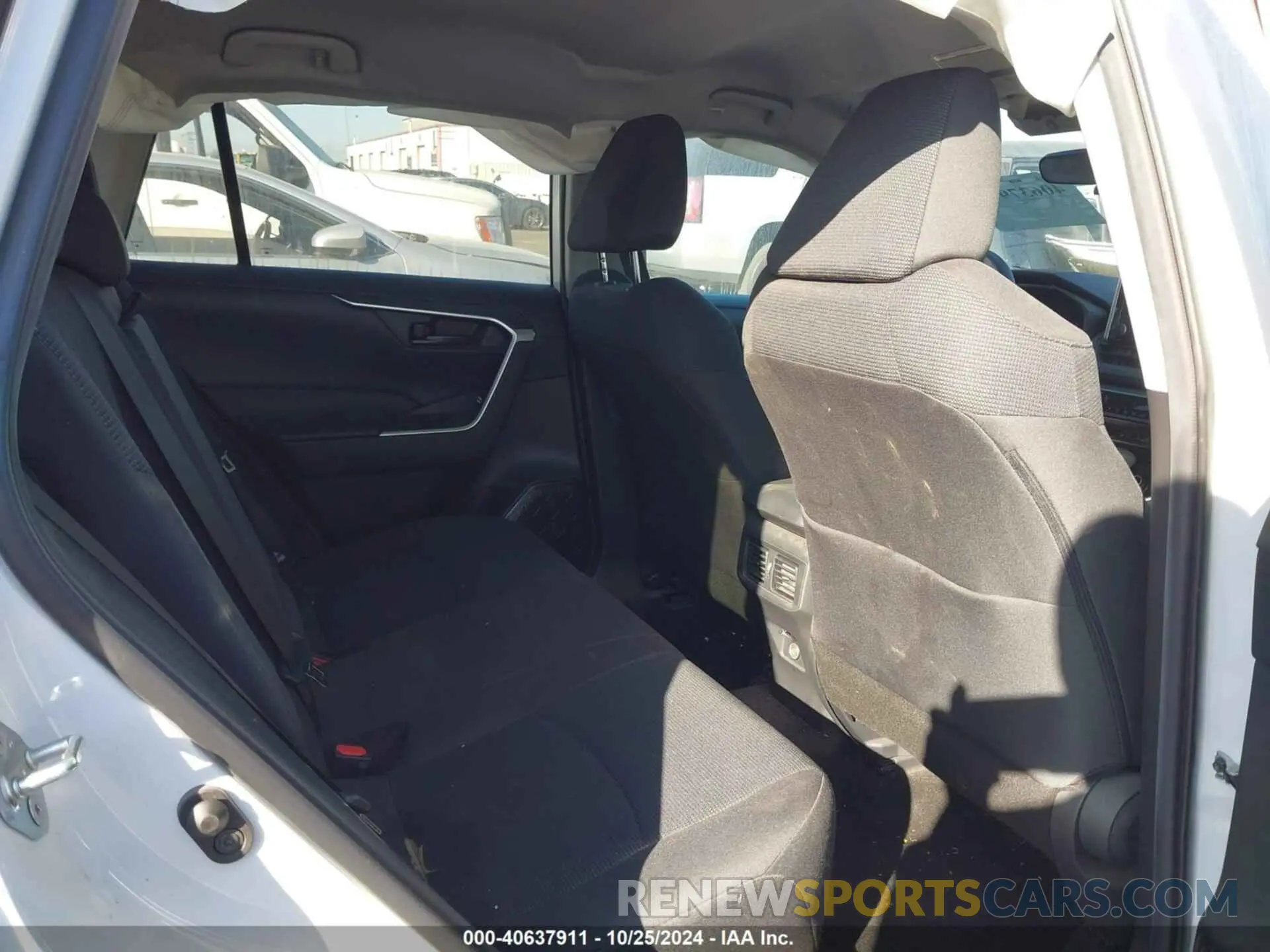 8 fotografías del automóvil dañado 2T3K1RFV0PW259235 TOYOTA RAV4 2023