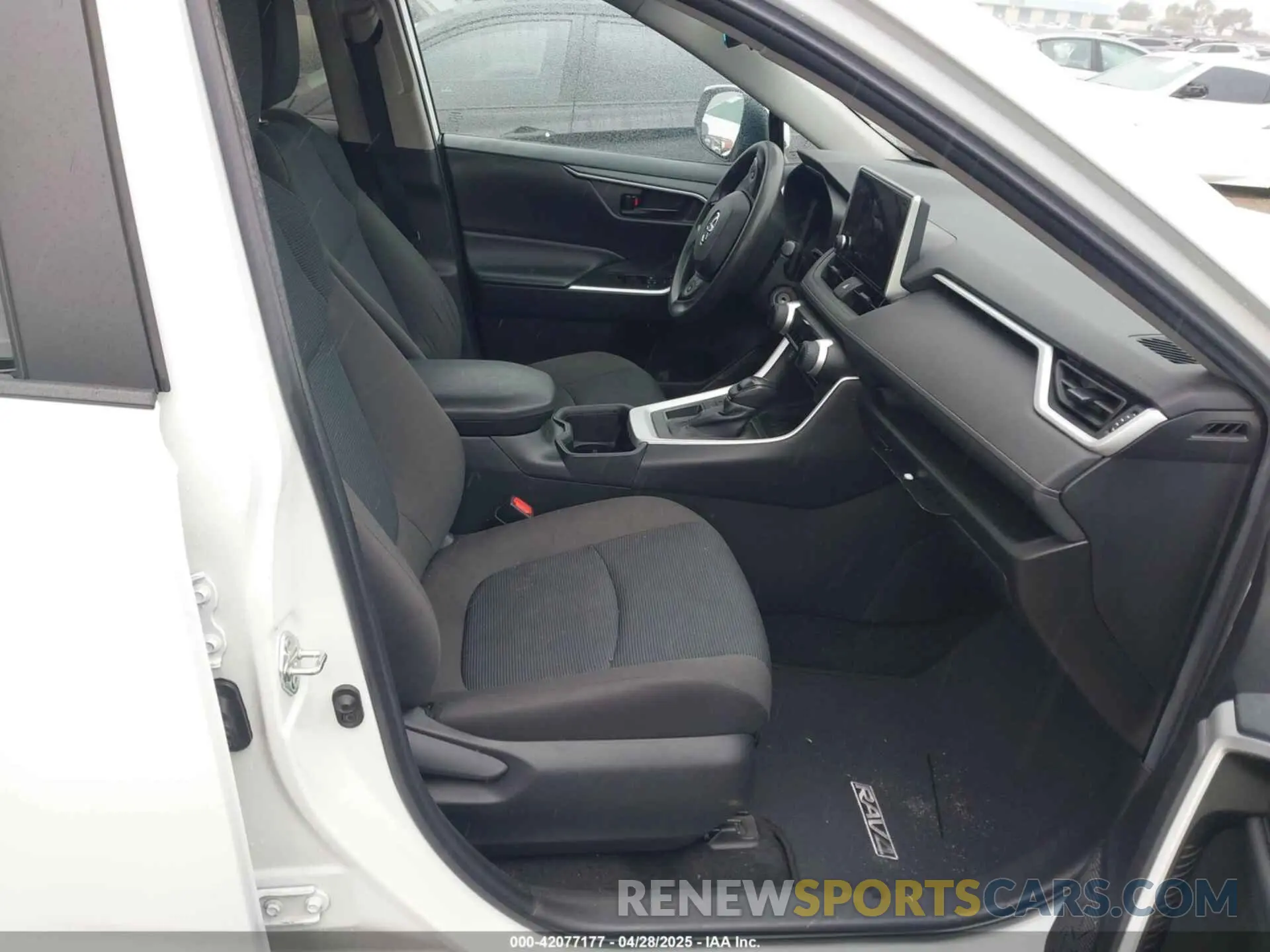 5 fotografías del automóvil dañado 2T3K1RFV0PW265410 TOYOTA RAV4 2023