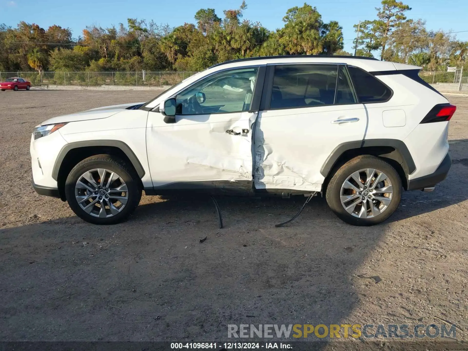 13 fotografías del automóvil dañado 2T3N1RFV7PW343095 TOYOTA RAV4 2023