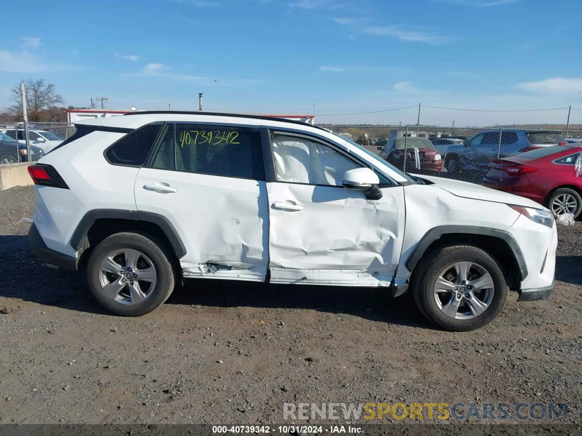 13 fotografías del automóvil dañado 2T3P1RFV0PW349345 TOYOTA RAV4 2023