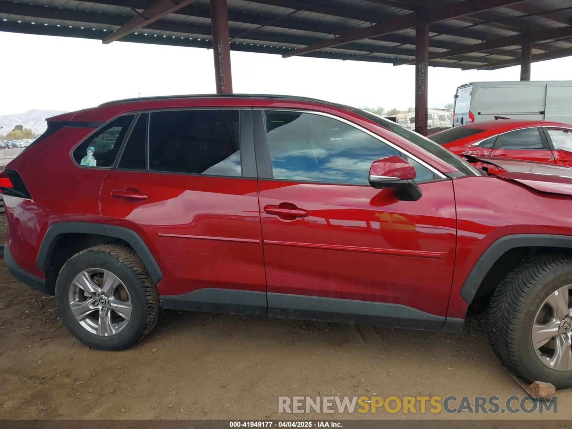 13 fotografías del automóvil dañado 2T3P1RFV0PW378750 TOYOTA RAV4 2023