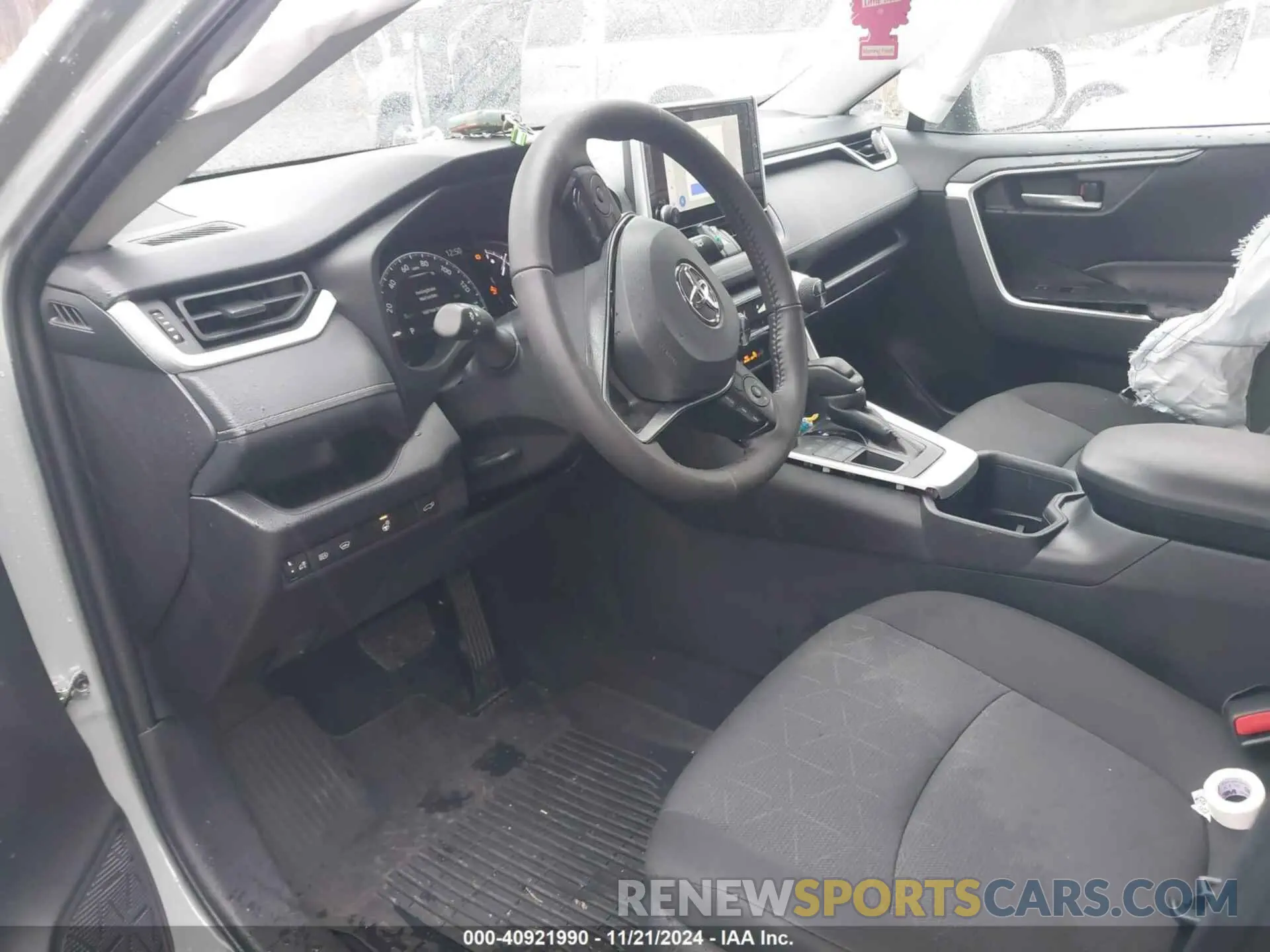 5 fotografías del automóvil dañado 2T3P1RFV0PW406711 TOYOTA RAV4 2023