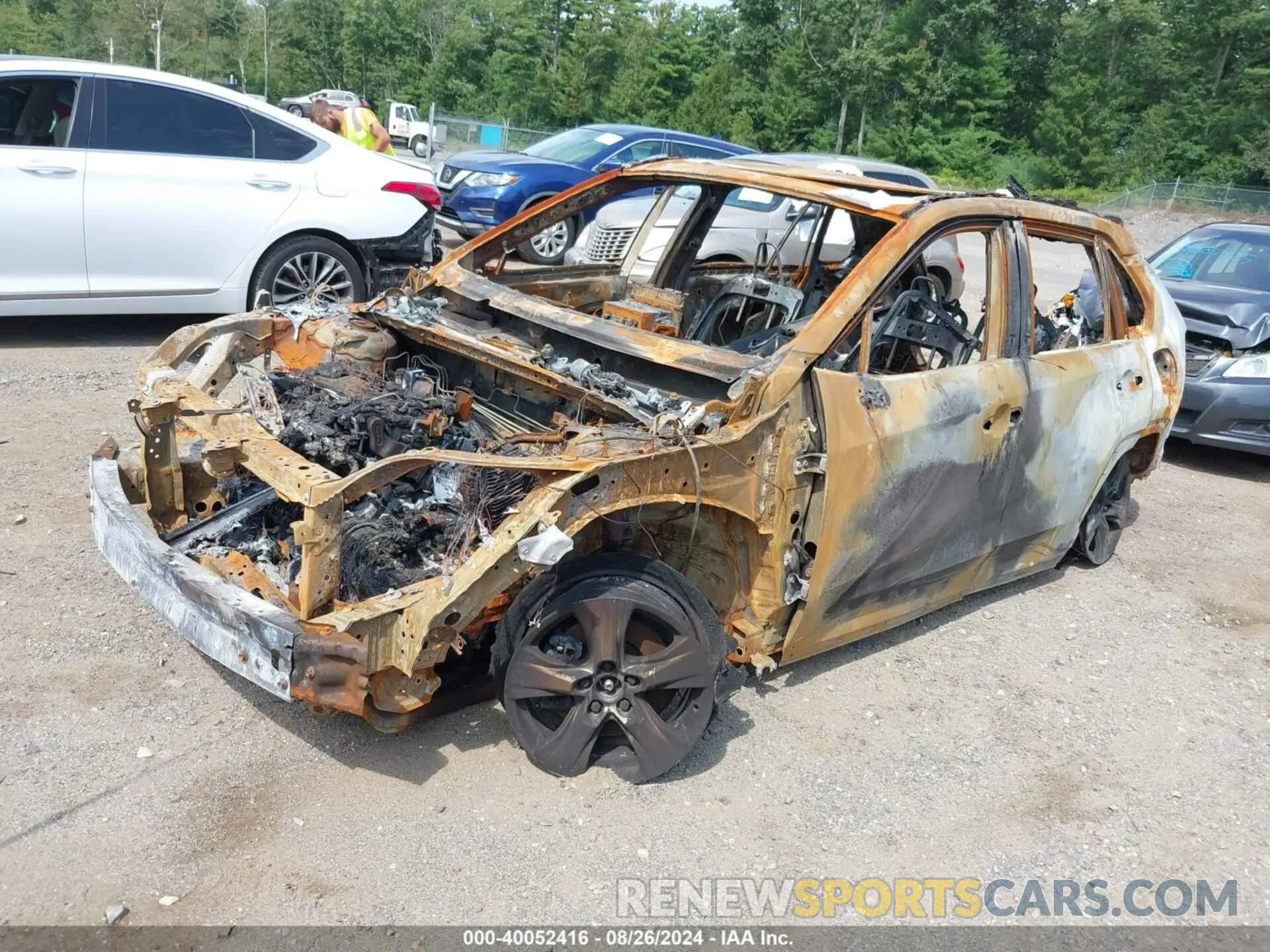 2 fotografías del automóvil dañado 2T3P1RFV1PW333221 TOYOTA RAV4 2023