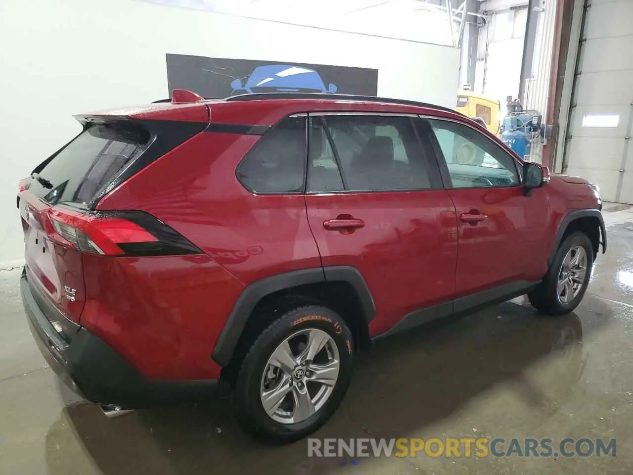 3 fotografías del automóvil dañado 2T3P1RFV1PW389434 TOYOTA RAV4 2023