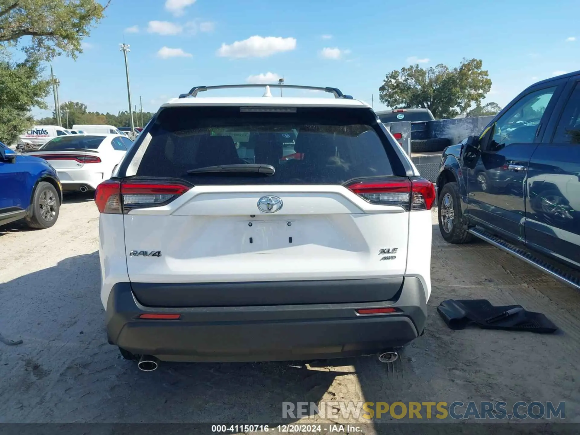 16 fotografías del automóvil dañado 2T3P1RFV2PC349249 TOYOTA RAV4 2023