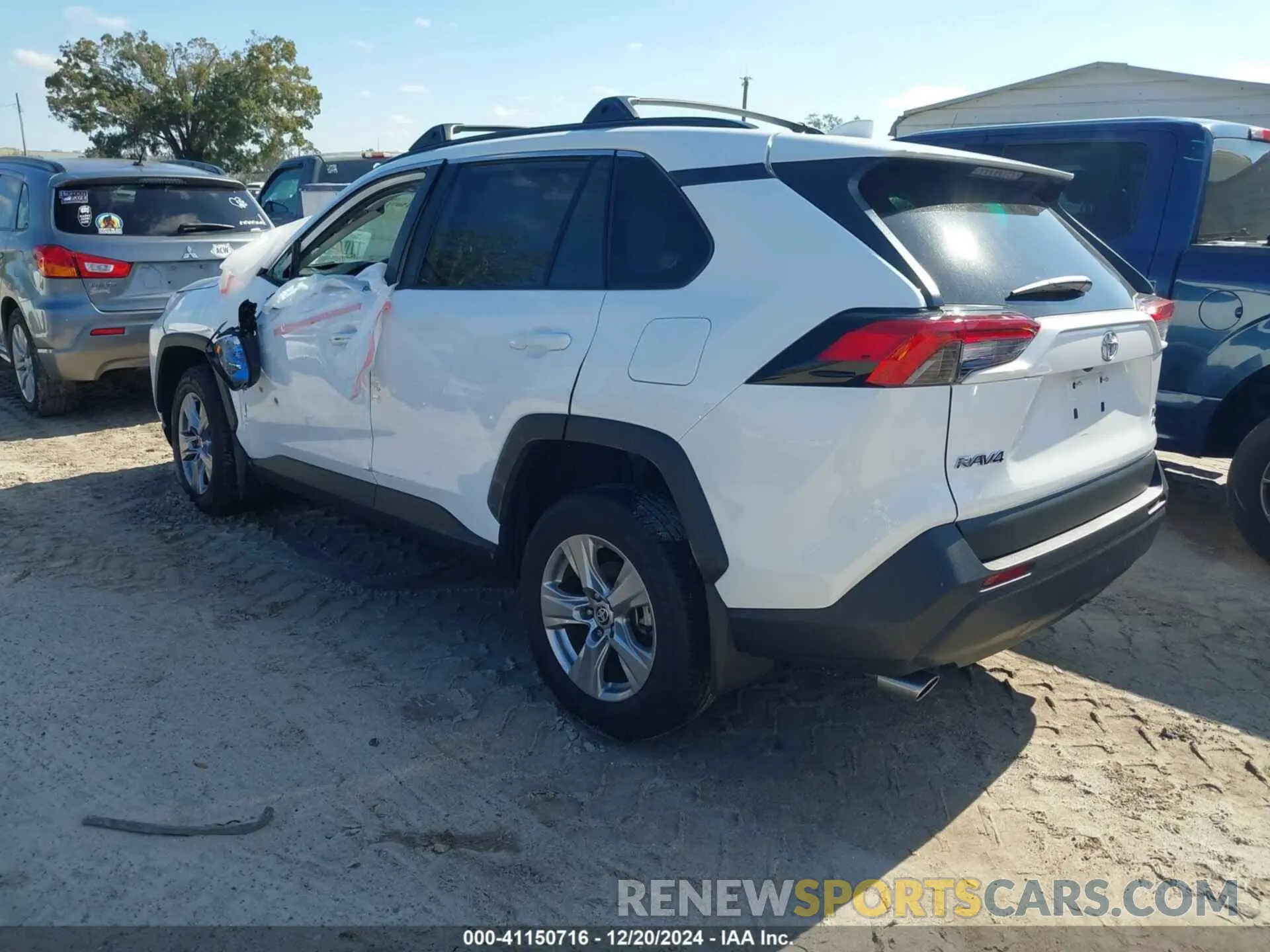 3 fotografías del automóvil dañado 2T3P1RFV2PC349249 TOYOTA RAV4 2023