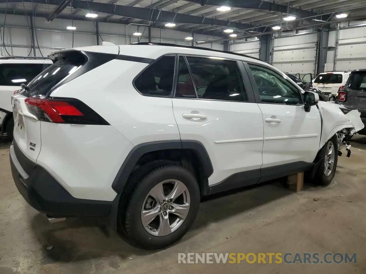 3 fotografías del automóvil dañado 2T3P1RFV4PW339921 TOYOTA RAV4 2023