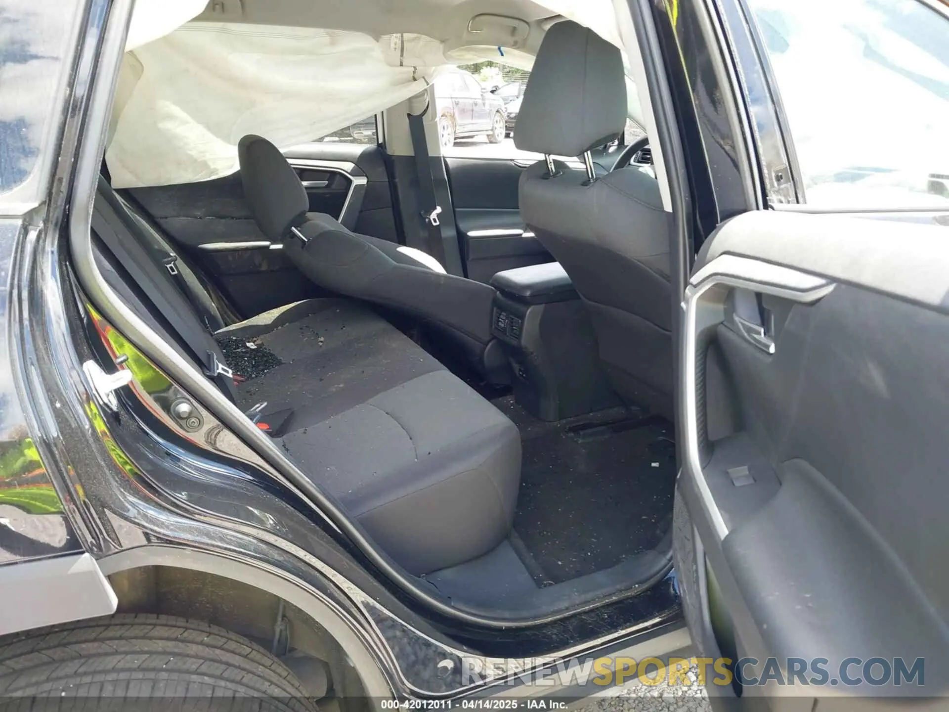 8 fotografías del automóvil dañado 2T3P1RFV5PW365363 TOYOTA RAV4 2023