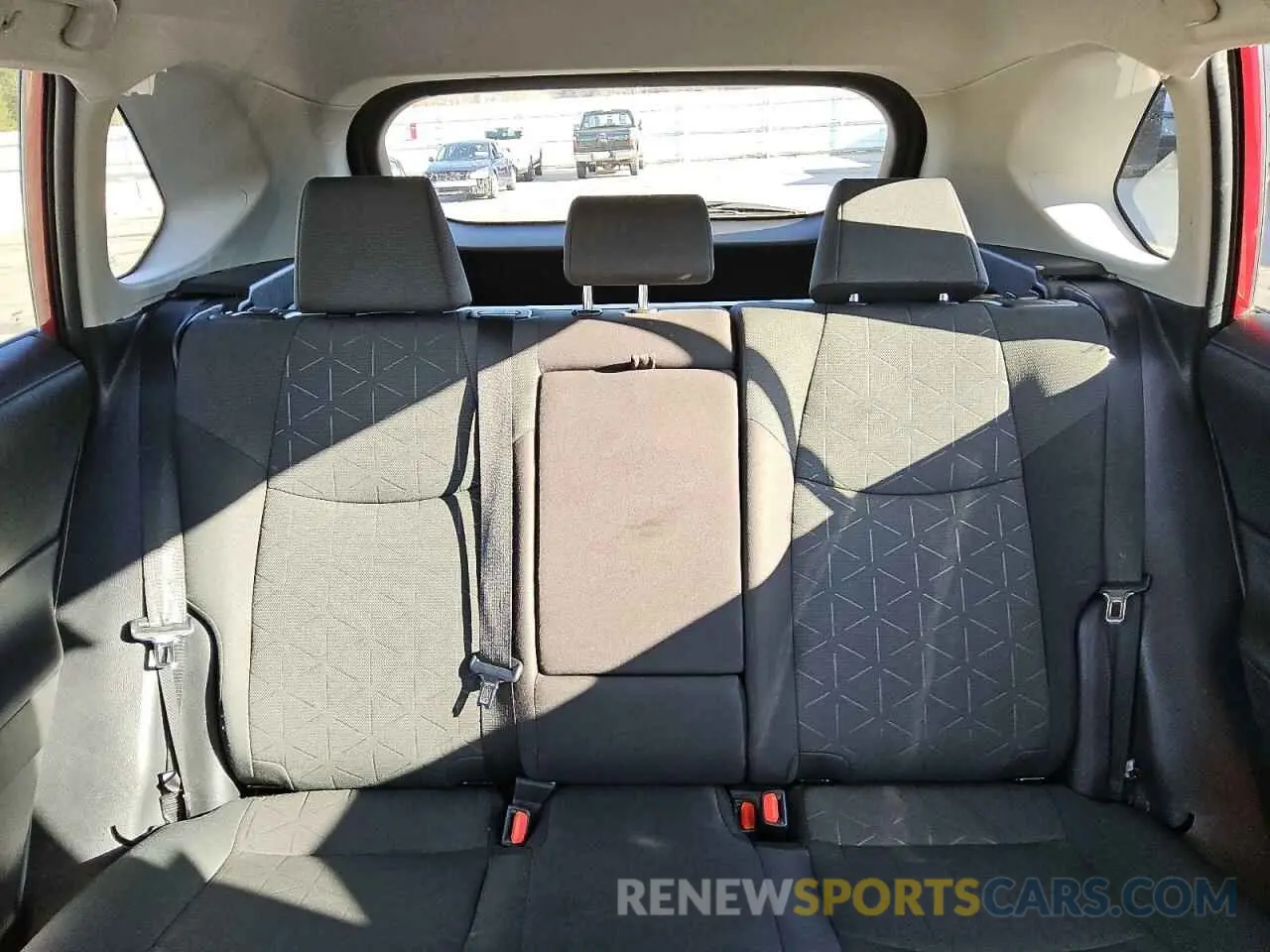 10 fotografías del automóvil dañado 2T3P1RFV5PW373009 TOYOTA RAV4 2023