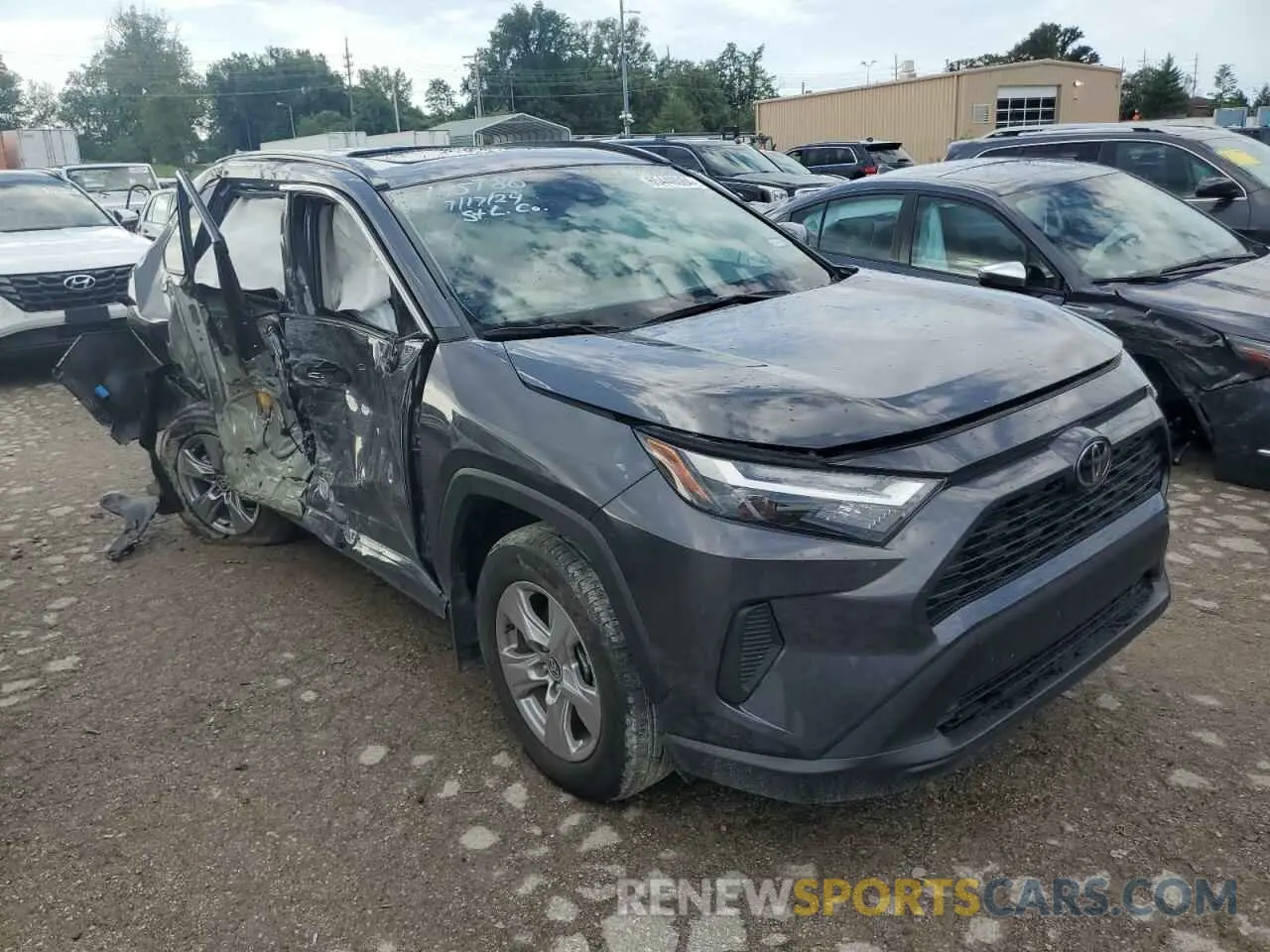4 fotografías del automóvil dañado 2T3P1RFV5PW380798 TOYOTA RAV4 2023