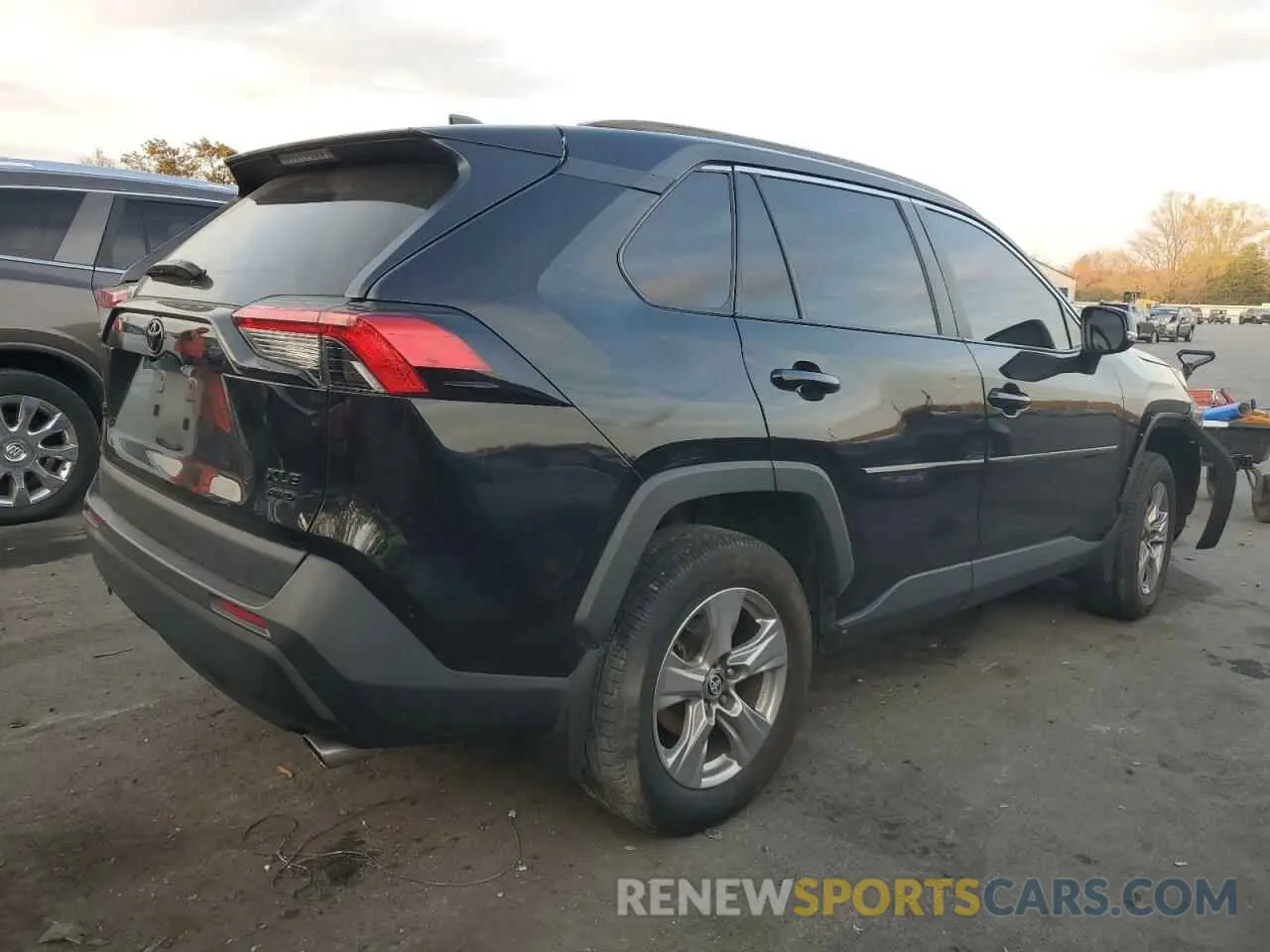 3 fotografías del automóvil dañado 2T3P1RFV6PC369844 TOYOTA RAV4 2023