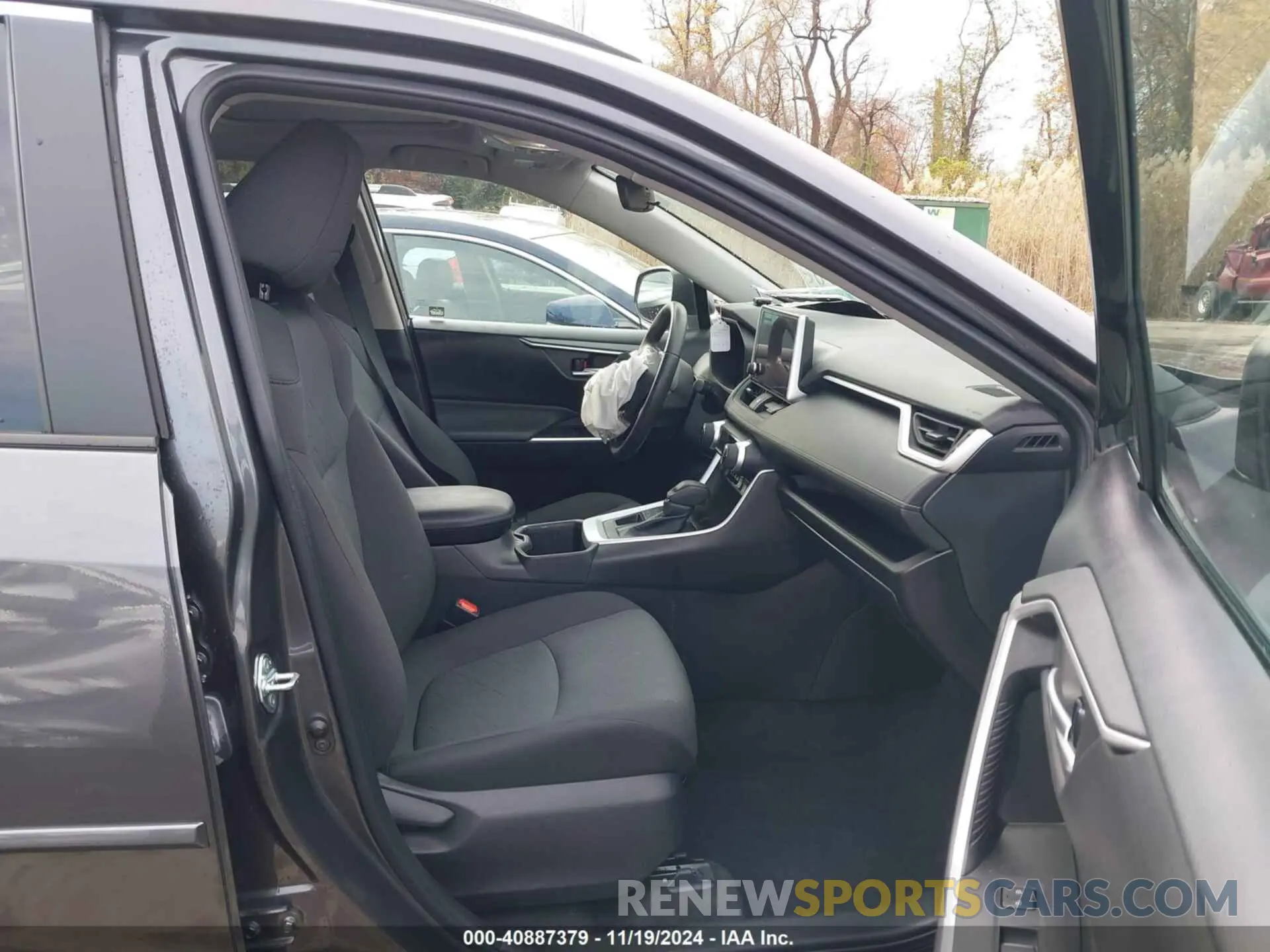 5 fotografías del automóvil dañado 2T3P1RFV6PC378267 TOYOTA RAV4 2023