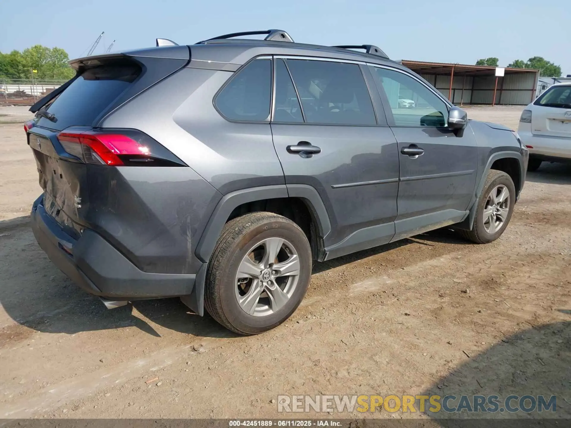 4 fotografías del automóvil dañado 2T3P1RFV6PW399716 TOYOTA RAV4 2023