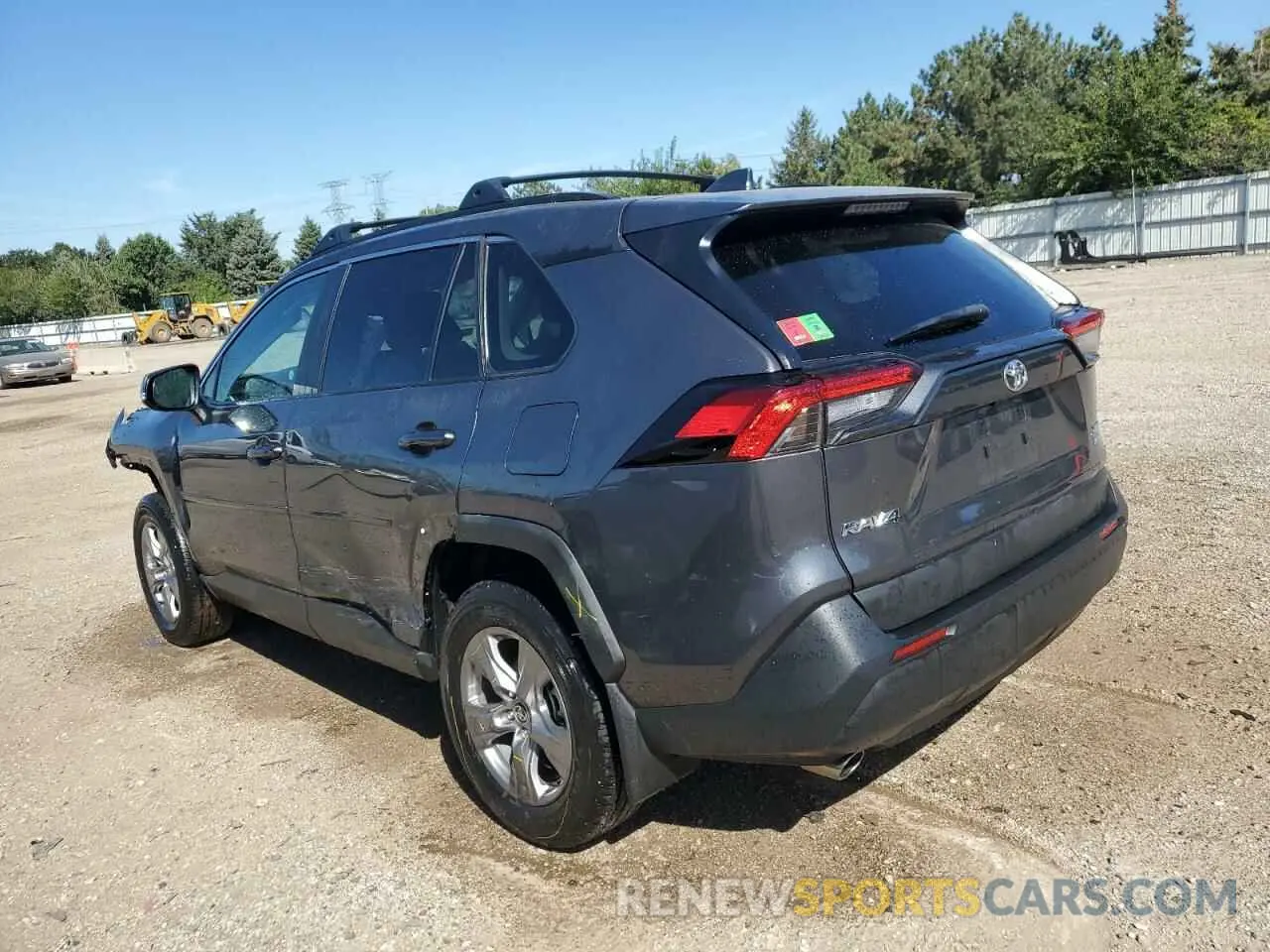 2 fotografías del automóvil dañado 2T3P1RFV6PW402341 TOYOTA RAV4 2023