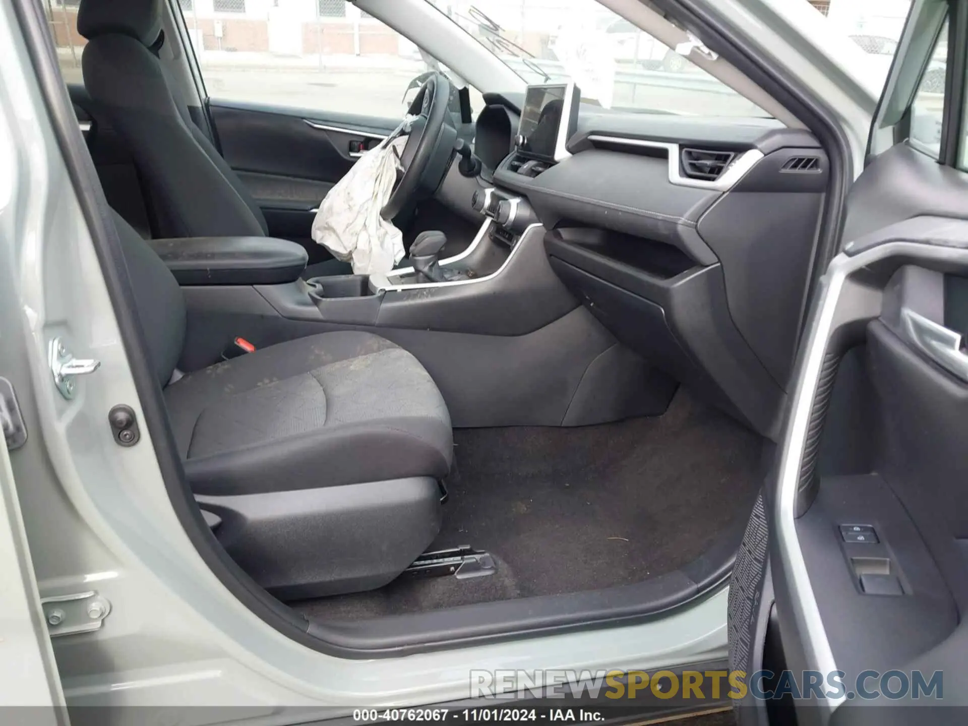 5 fotografías del automóvil dañado 2T3P1RFV7PW392337 TOYOTA RAV4 2023