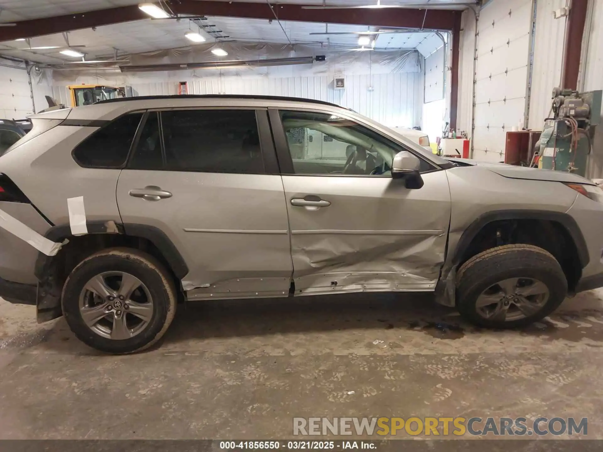 13 fotografías del automóvil dañado 2T3P1RFV7PW398770 TOYOTA RAV4 2023