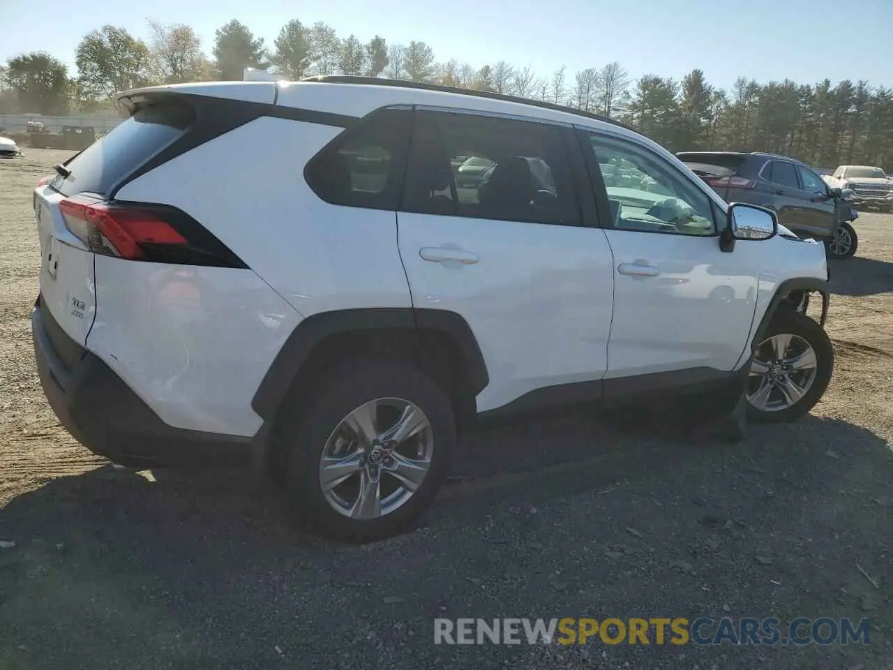 3 fotografías del automóvil dañado 2T3P1RFV8PC349451 TOYOTA RAV4 2023