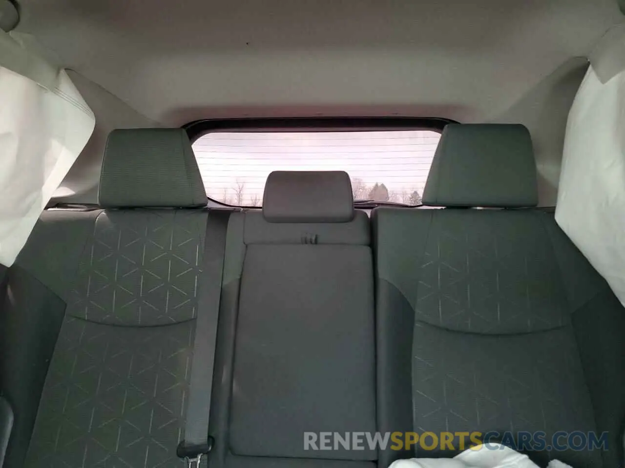 10 fotografías del automóvil dañado 2T3P1RFV8PC376424 TOYOTA RAV4 2023