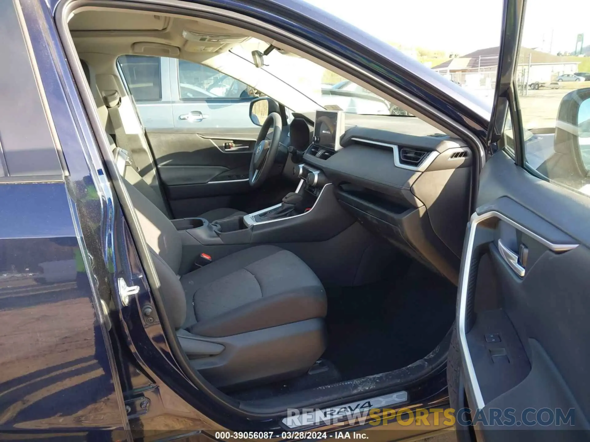 5 fotografías del automóvil dañado 2T3P1RFV8PW355278 TOYOTA RAV4 2023