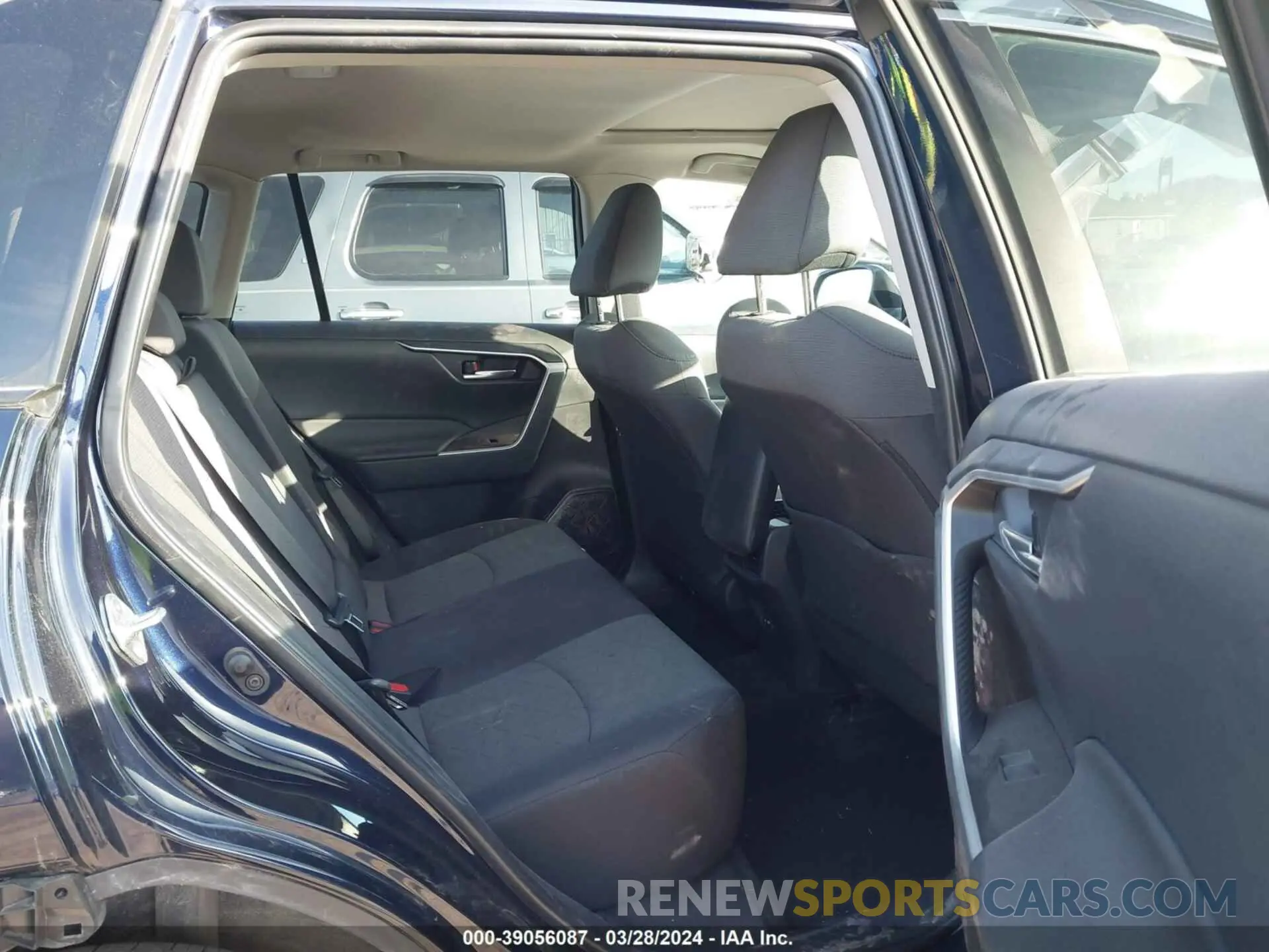 8 fotografías del automóvil dañado 2T3P1RFV8PW355278 TOYOTA RAV4 2023