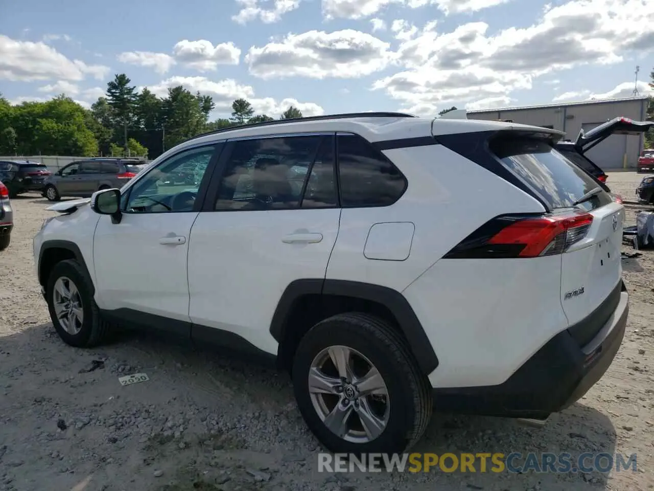 2 fotografías del automóvil dañado 2T3P1RFV8PW358746 TOYOTA RAV4 2023