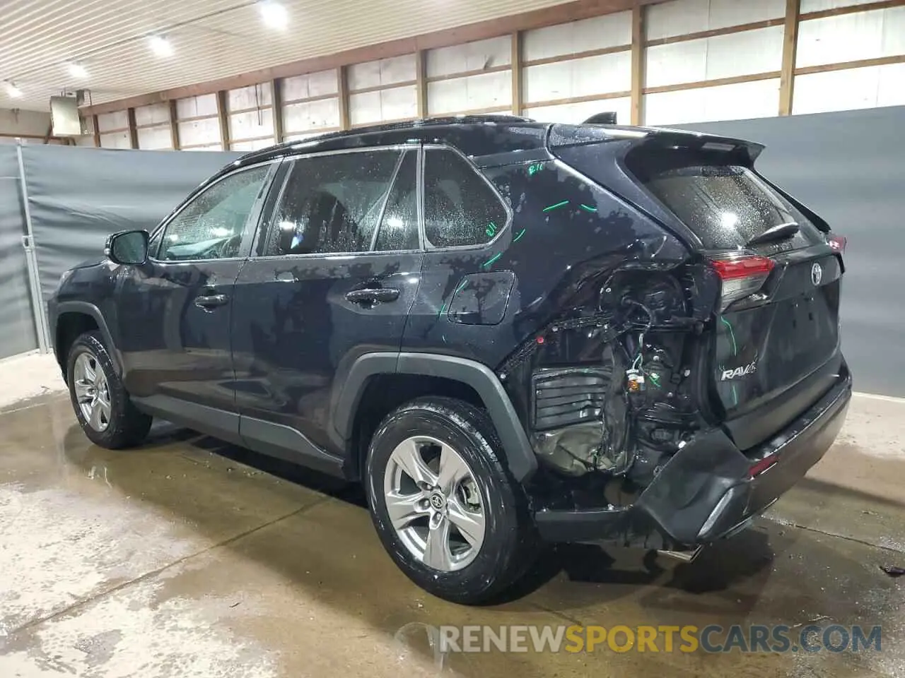 2 fotografías del automóvil dañado 2T3P1RFV8PW389673 TOYOTA RAV4 2023