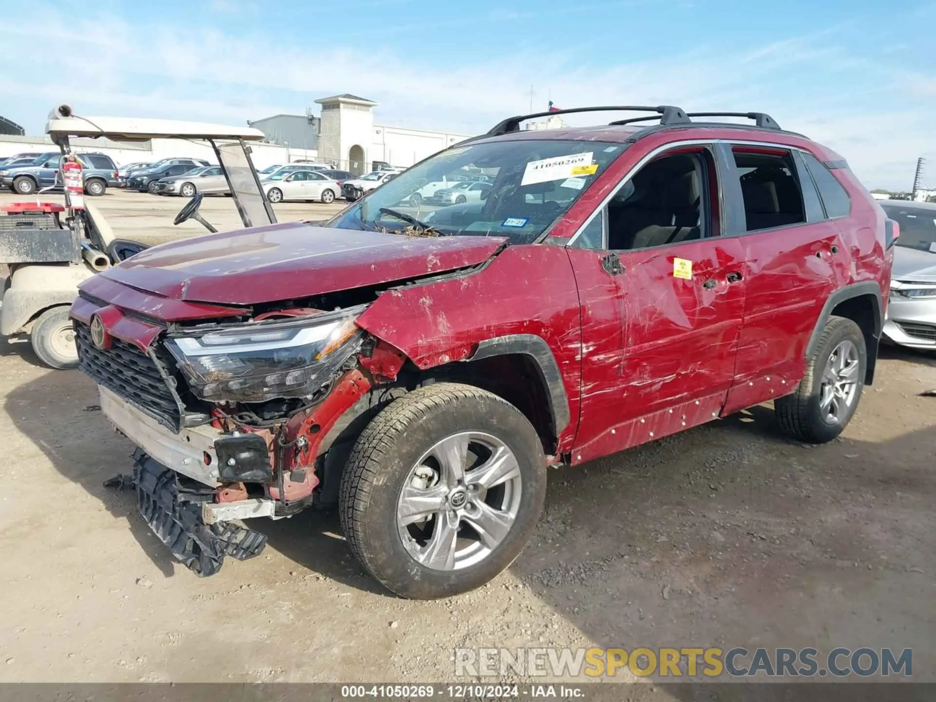 2 fotografías del automóvil dañado 2T3P1RFV9PW350073 TOYOTA RAV4 2023