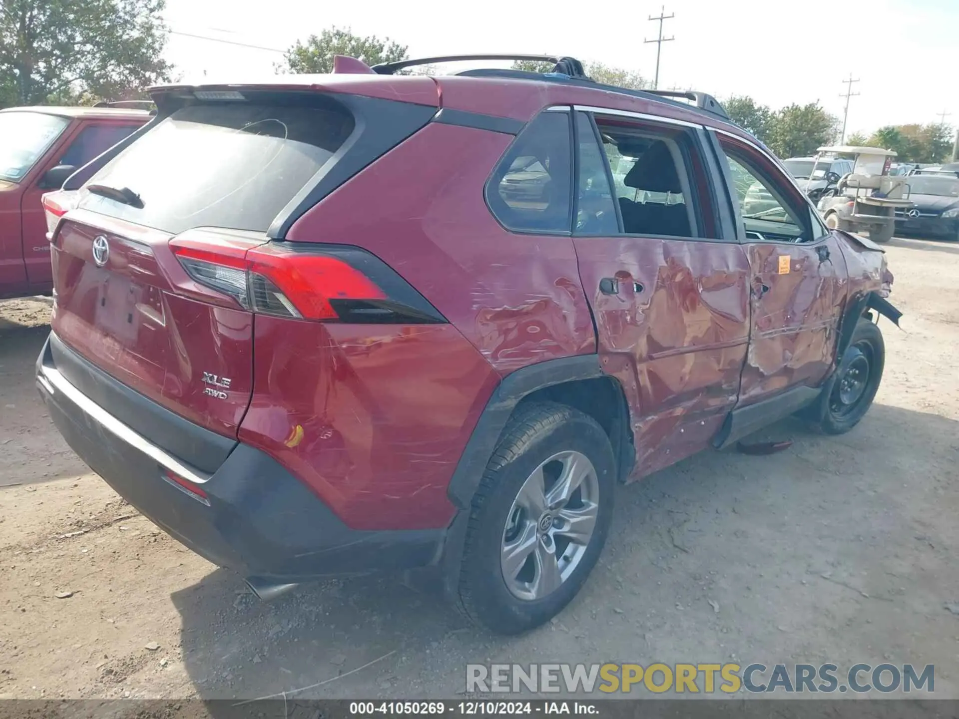 4 fotografías del automóvil dañado 2T3P1RFV9PW350073 TOYOTA RAV4 2023