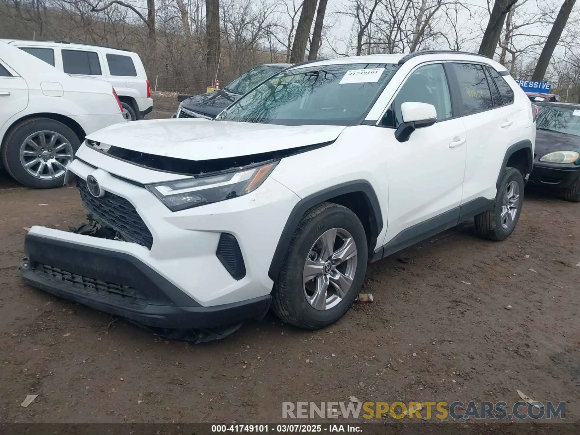 2 fotografías del automóvil dañado 2T3P1RFV9PW377340 TOYOTA RAV4 2023