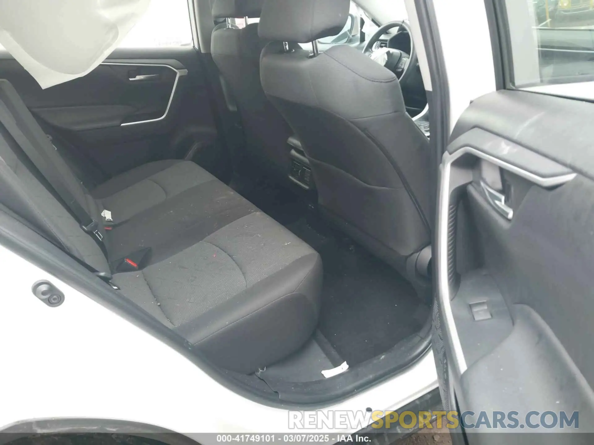 8 fotografías del automóvil dañado 2T3P1RFV9PW377340 TOYOTA RAV4 2023