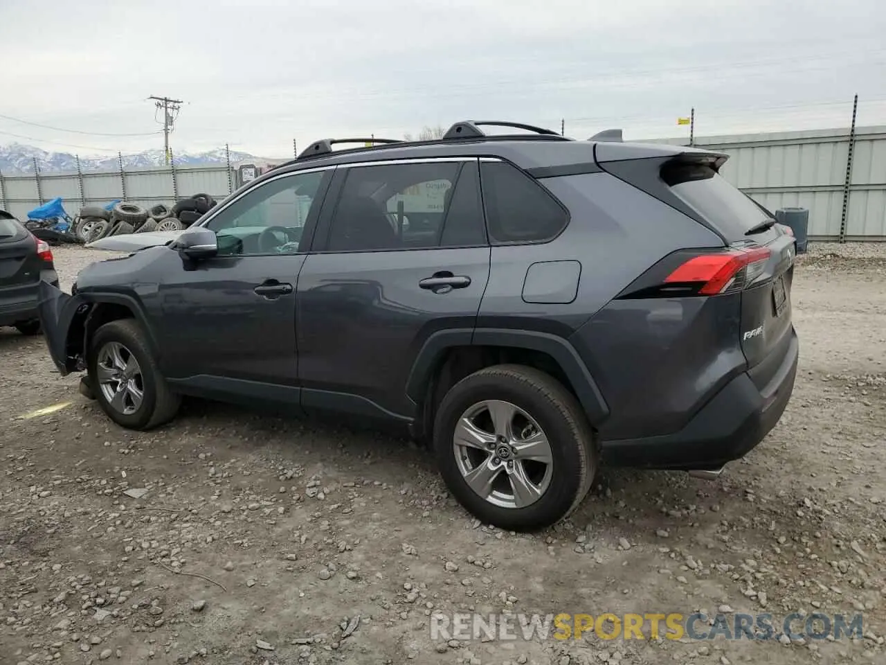 2 fotografías del automóvil dañado 2T3P1RFVXPC351153 TOYOTA RAV4 2023