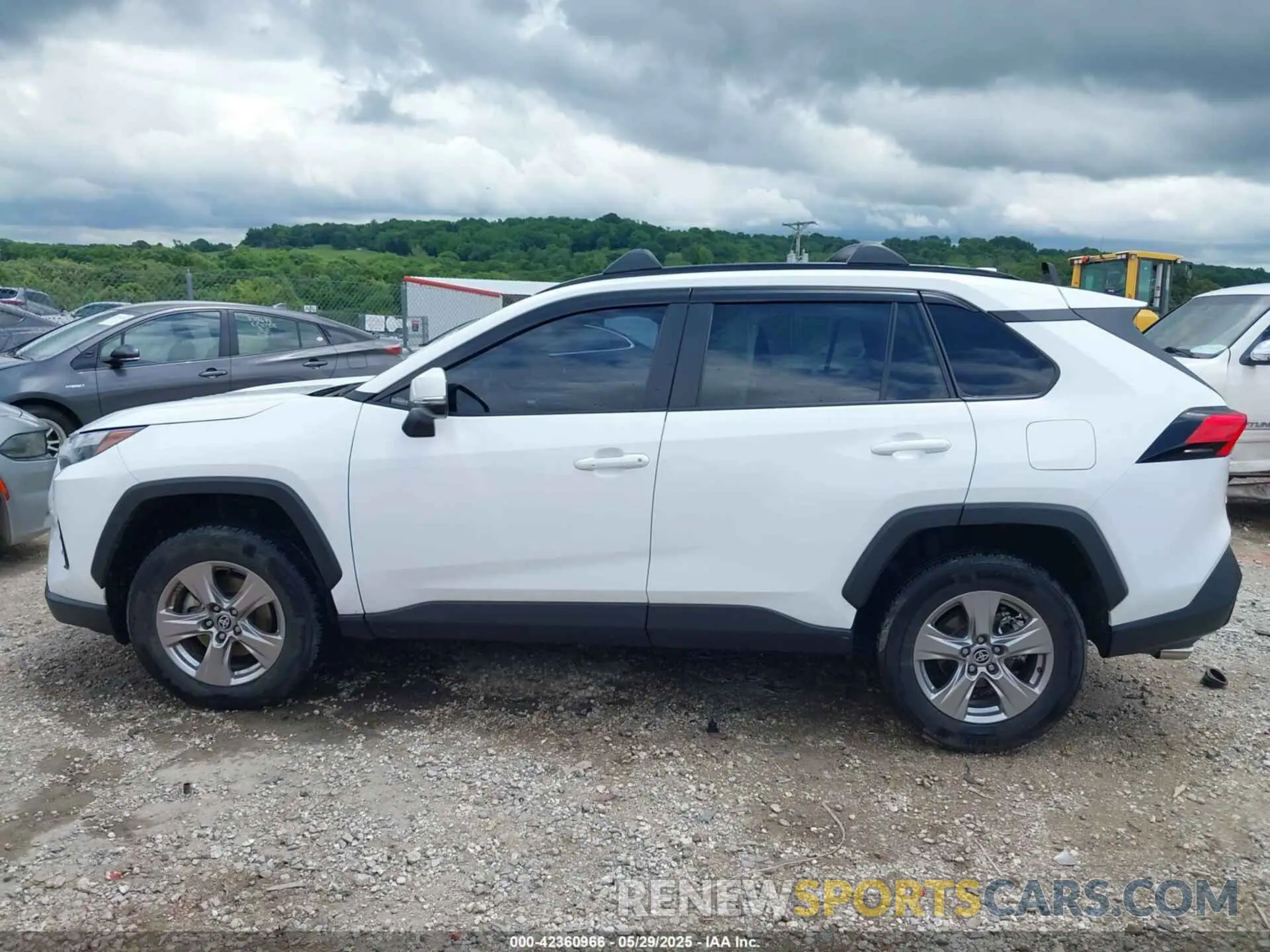 14 fotografías del automóvil dañado 2T3P1RFVXPW356030 TOYOTA RAV4 2023