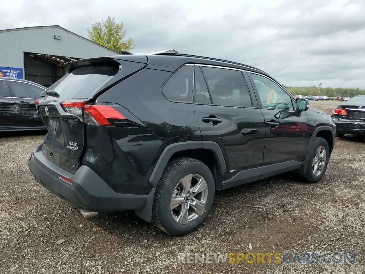 3 fotografías del automóvil dañado 2T3RWRFV3PW160943 TOYOTA RAV4 2023